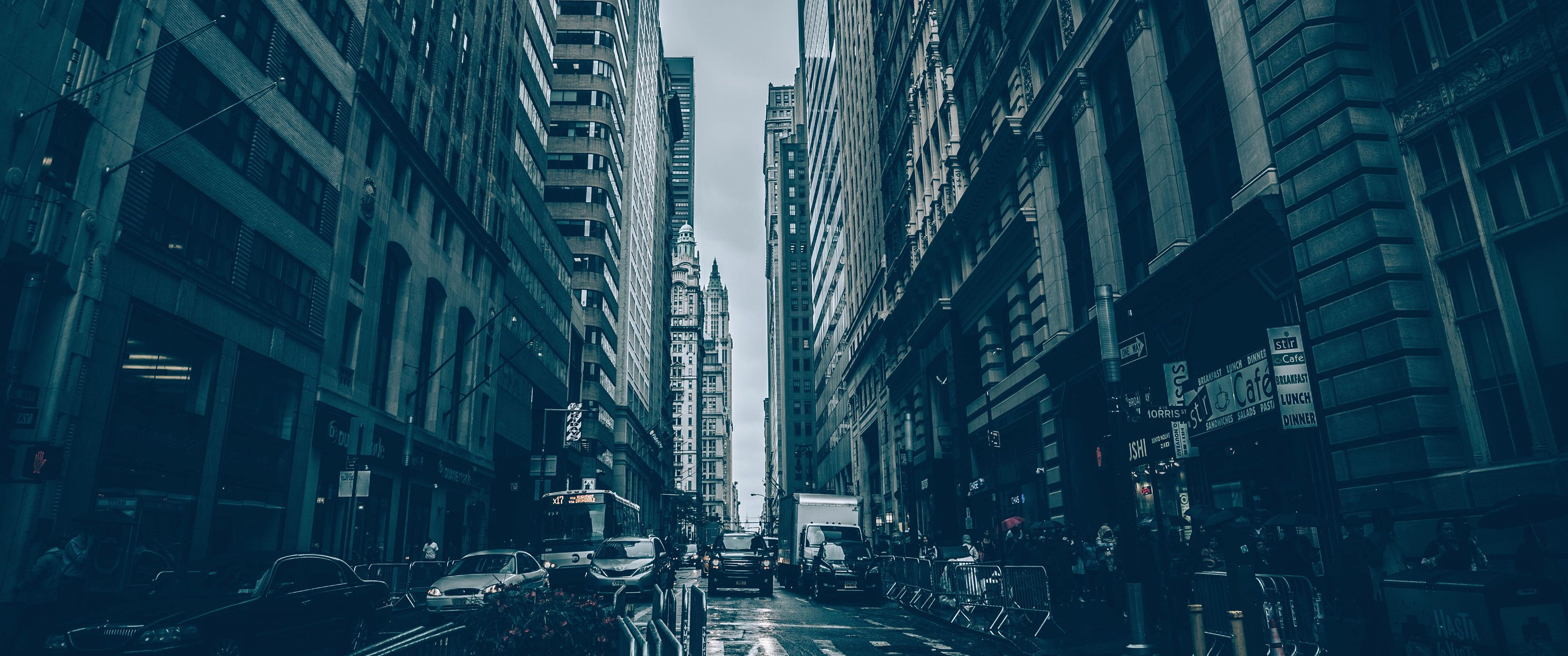 Wolkenkratzer, Straßenschlucht, Stadt, Blau, Froschperspektive, 2K, Desktop-Hintergrund