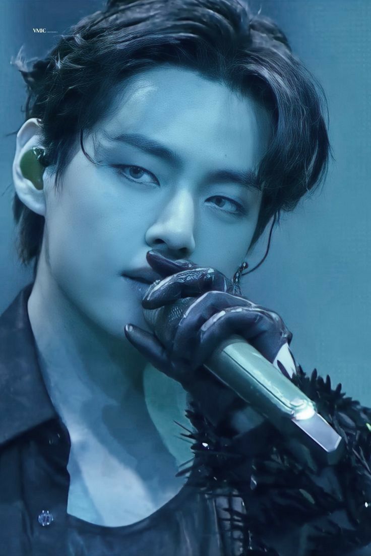 V (BTS), Kim Tae-hyung, BTS, Mikrofon, Blau, HD, Hintergrundbild fürs Tablet