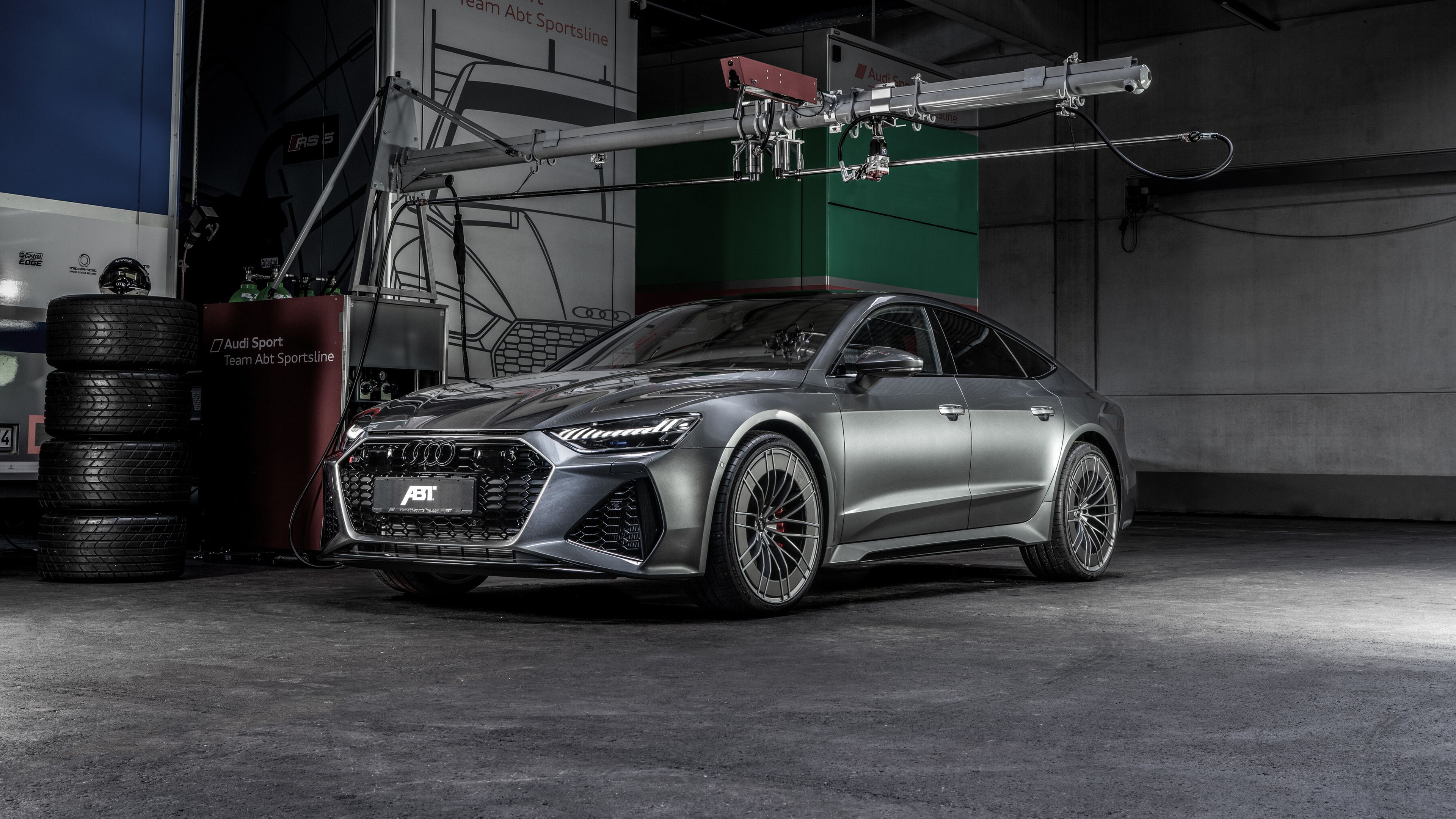 Audi RS7, ABT Sportsline, Grau, Werkstatt, Reifenstapel, 3840x2160, Desktop-Hintergrund