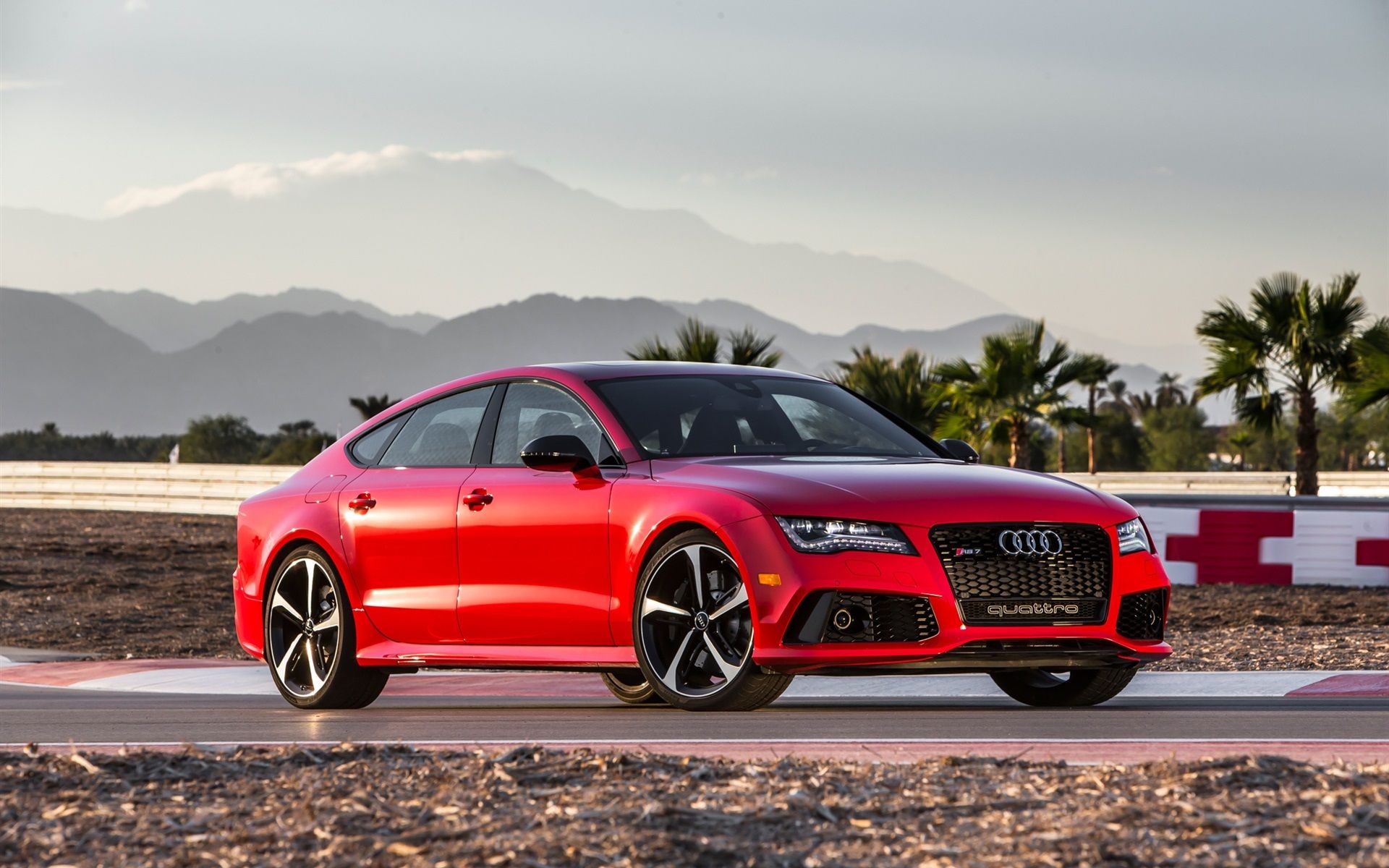 Audi RS7, Rot, Palmen, Rennstrecke, Berge, 16:10, Full-HD-Hintergrundbild für den Desktop