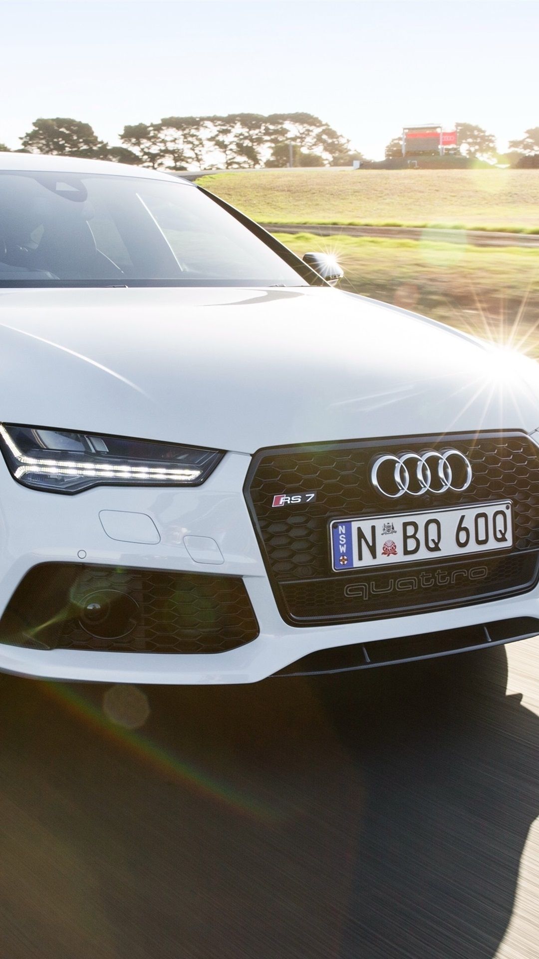 Audi RS7, Weiß, Frontansicht, Detailaufnahme, Sonnenlicht, Sperrbildschirm fürs iPhone