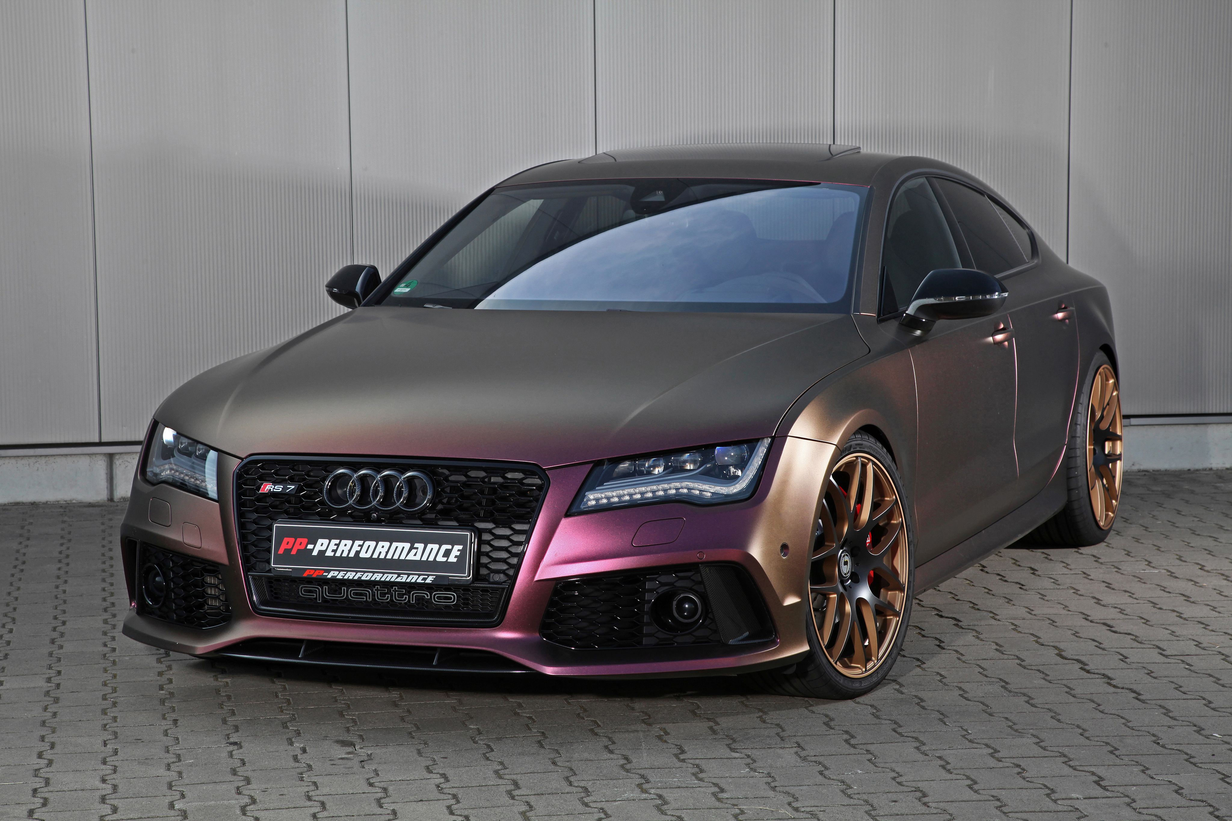 Audi RS7, Chamäleon-Lack, Tuning, Bronze-Felgen, Studio, 4K-Hintergrundbild für PC