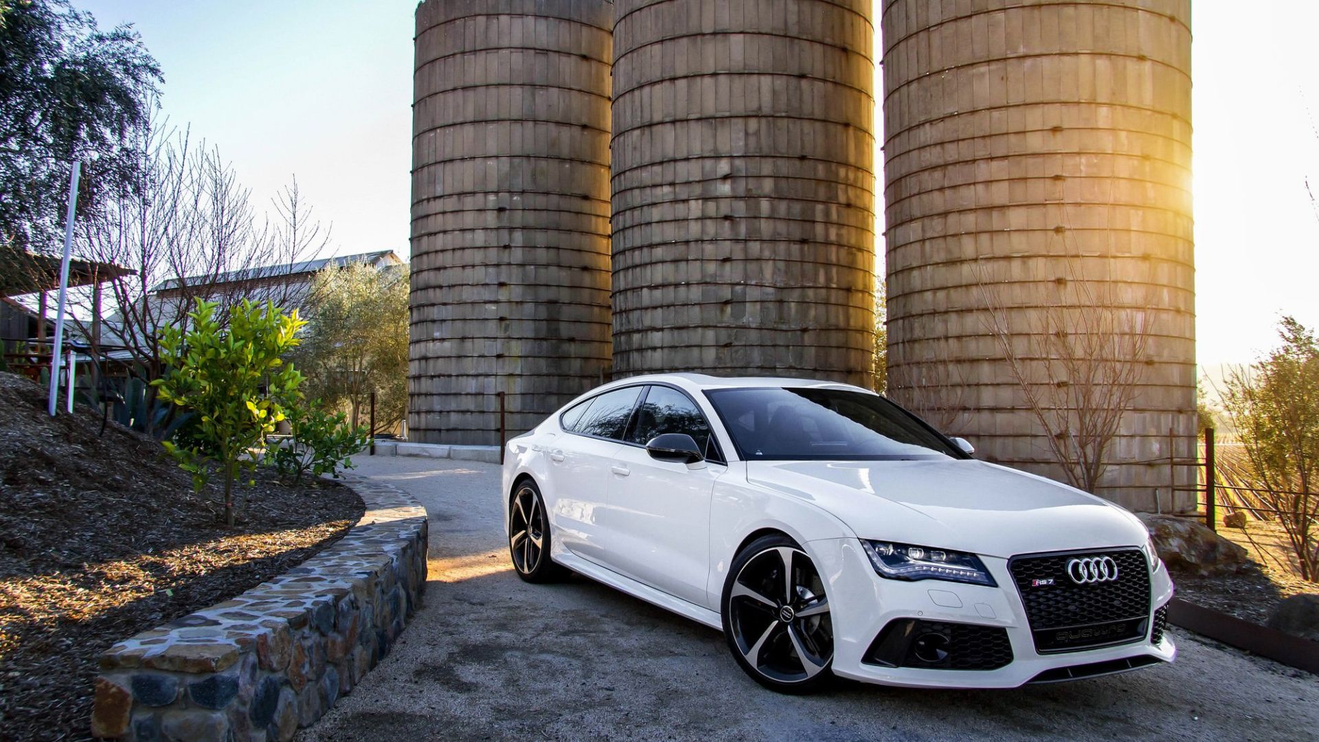 Audi RS7, Weiß, Silos, Sonnenlicht, Frontansicht, Full HD 1080p, Desktop-Hintergrundbild