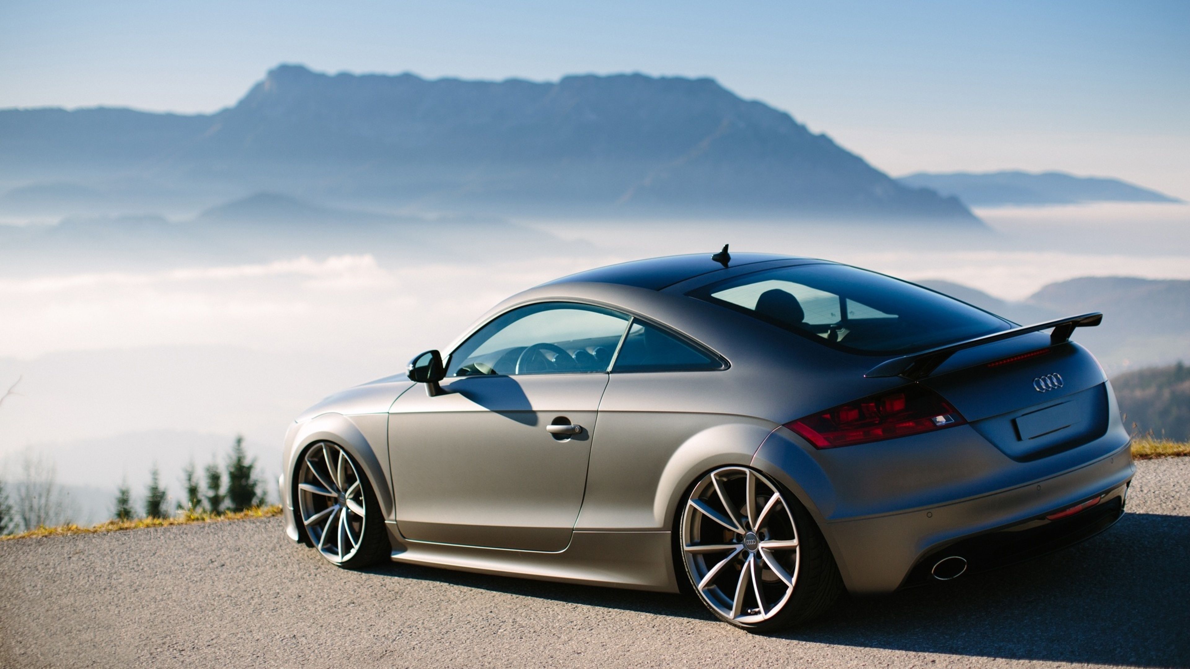 Audi TT, Grau, Berge, Nebelmeer, Heckansicht, 3840x2160, 4K-Hintergrundbild für PC