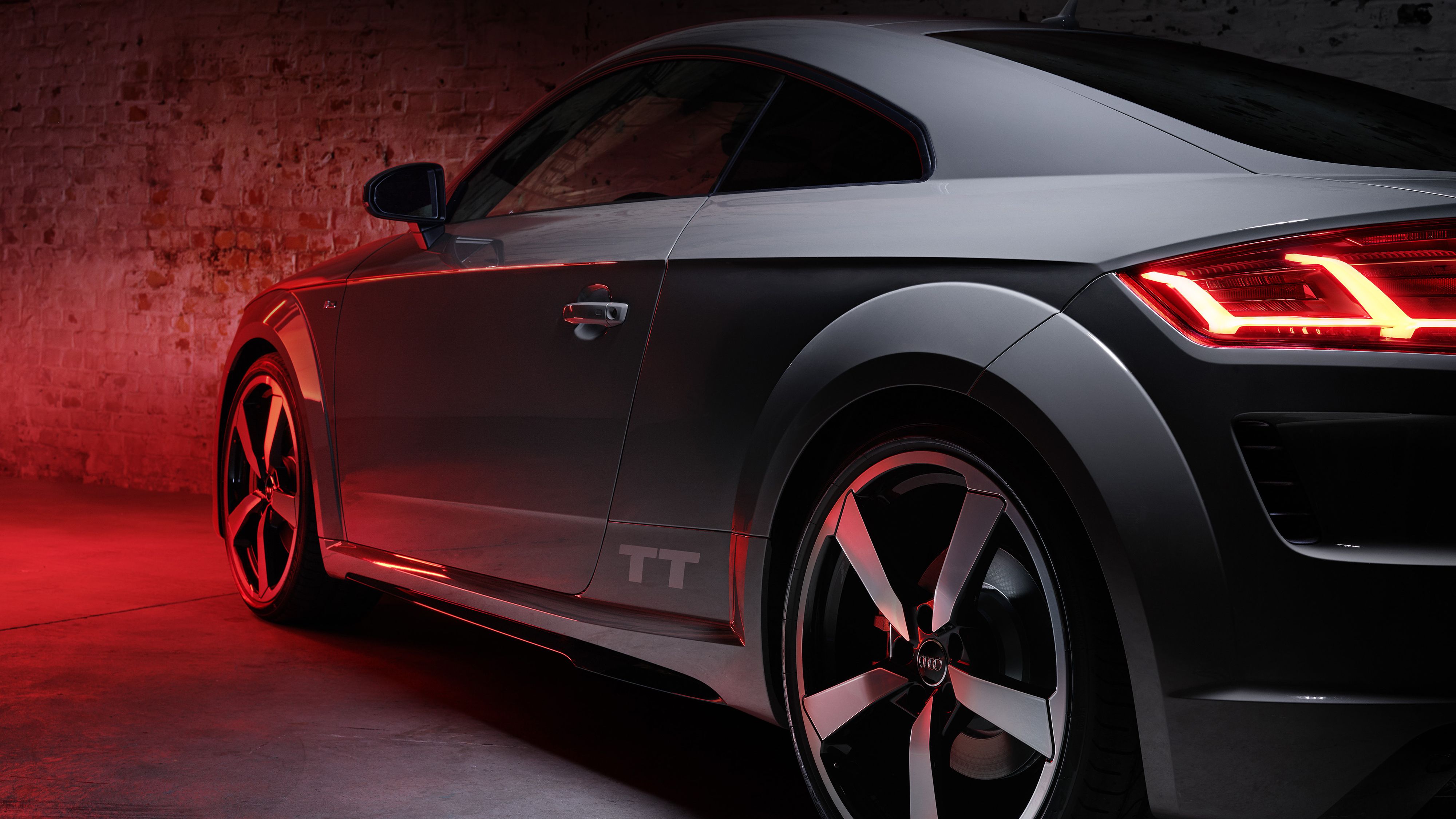 Audi TT, Grau, Rückleuchten, Rotes Licht, Detailaufnahme, 4K, PC-Hintergrundbild