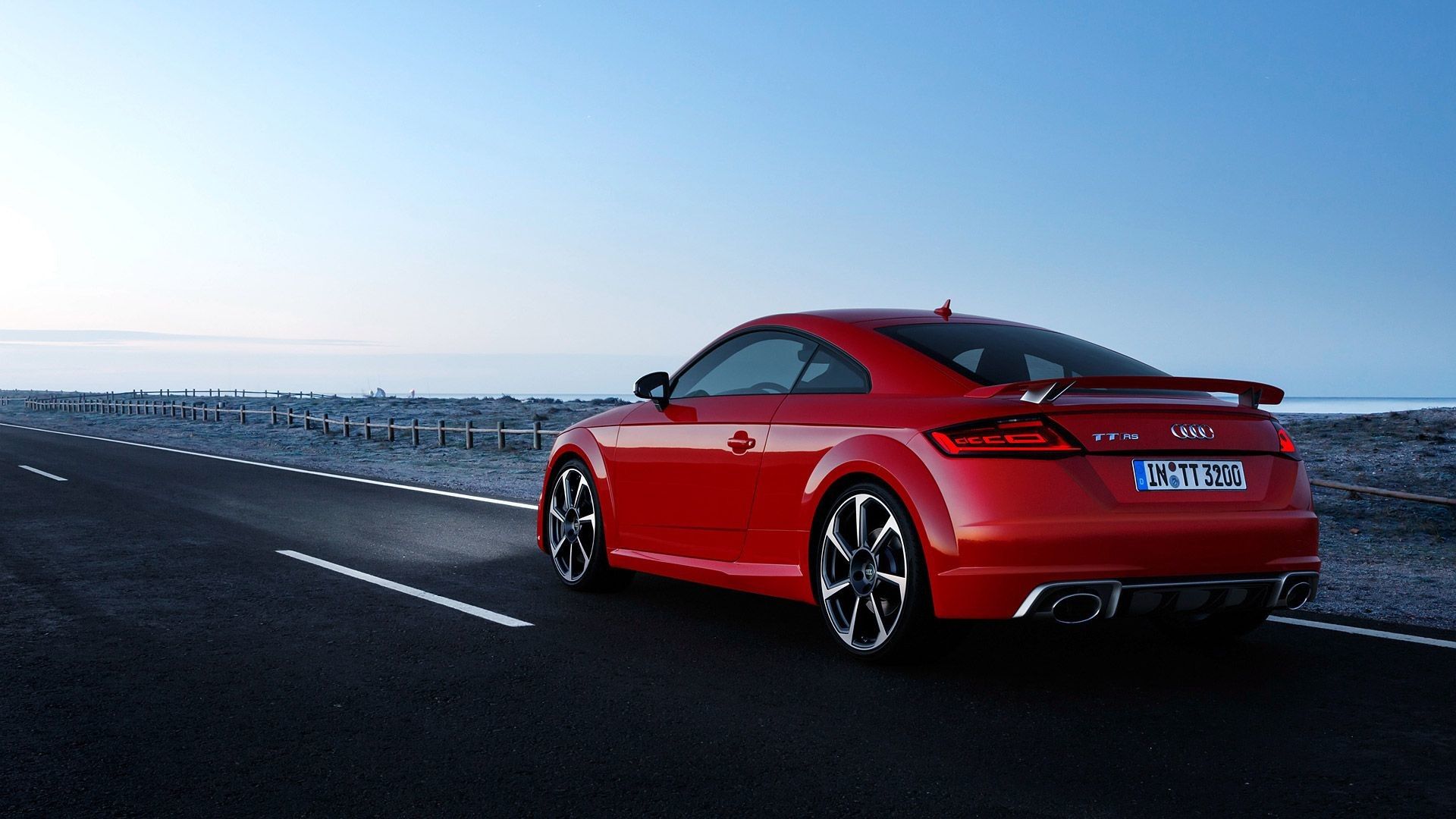 Audi TT RS, Rot, Heckansicht, Küstenstraße, Blauer Himmel, Full HD, PC-Hintergrundbild