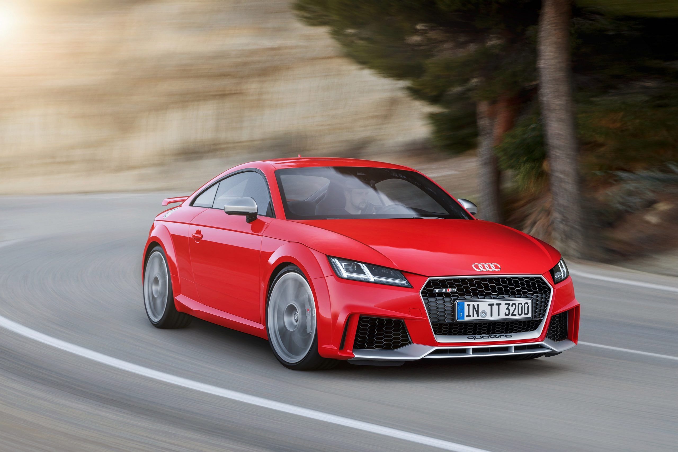 Audi TT RS, Rot, Kurvenstraße, Fahraufnahme, Frontansicht, 2K, PC-Hintergrundbild