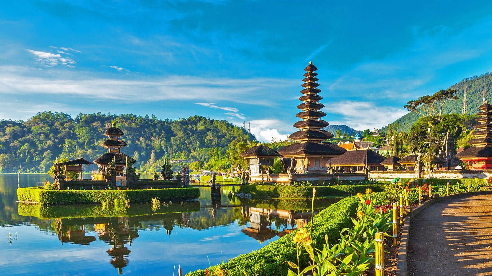 Pura Ulun Danu Bratan, Bali, Indonesien, Tempel, See, Berge, Blauer Himmel, HD, Breitbild-Hintergrundbild
