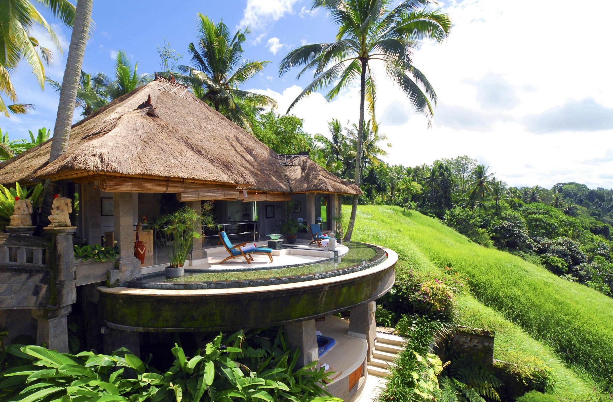 Bali, Villa, Strohdach, Palmen, Resort, Grüner Hang, Full HD, Desktop-Hintergrund für Windows