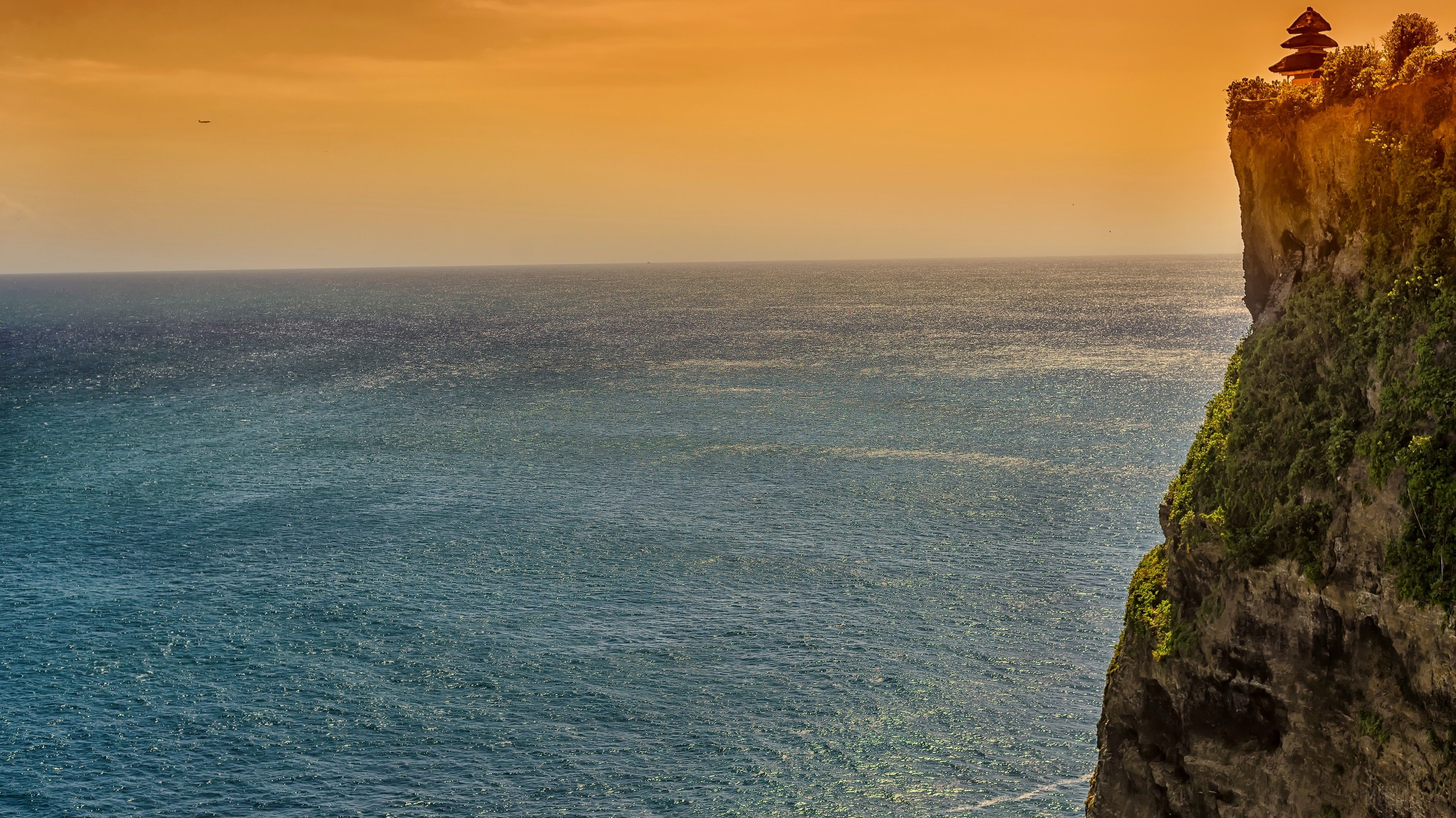 Pura Luhur Uluwatu, Bali, Klippentempel, Steilküste, Ozean, Sonnenuntergang, 4K-Desktop-Hintergrund