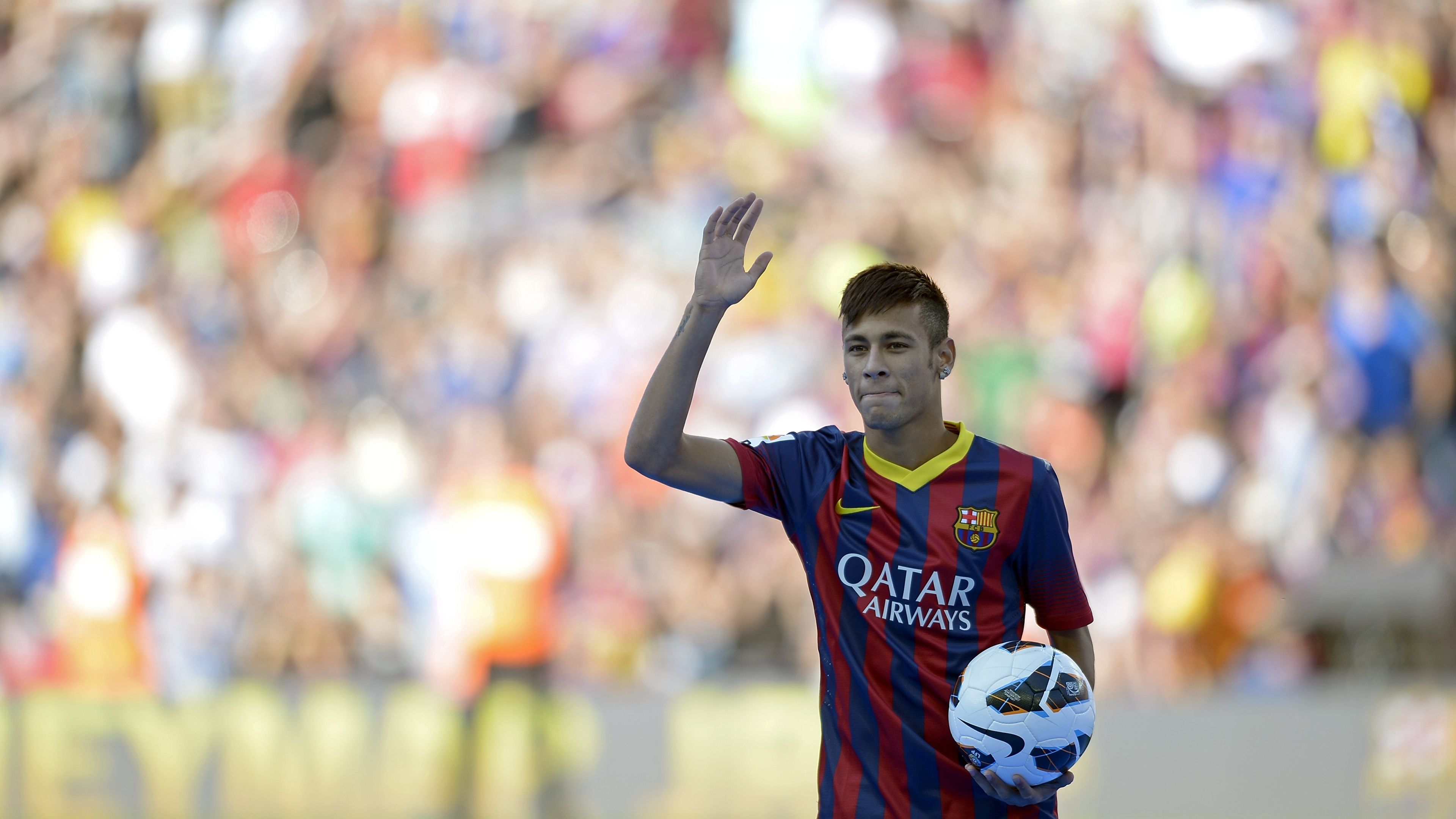 Neymar, FC Barcelona, Ball, Winken, Fans, 3840x2160, 4K-Hintergrundbild für PC