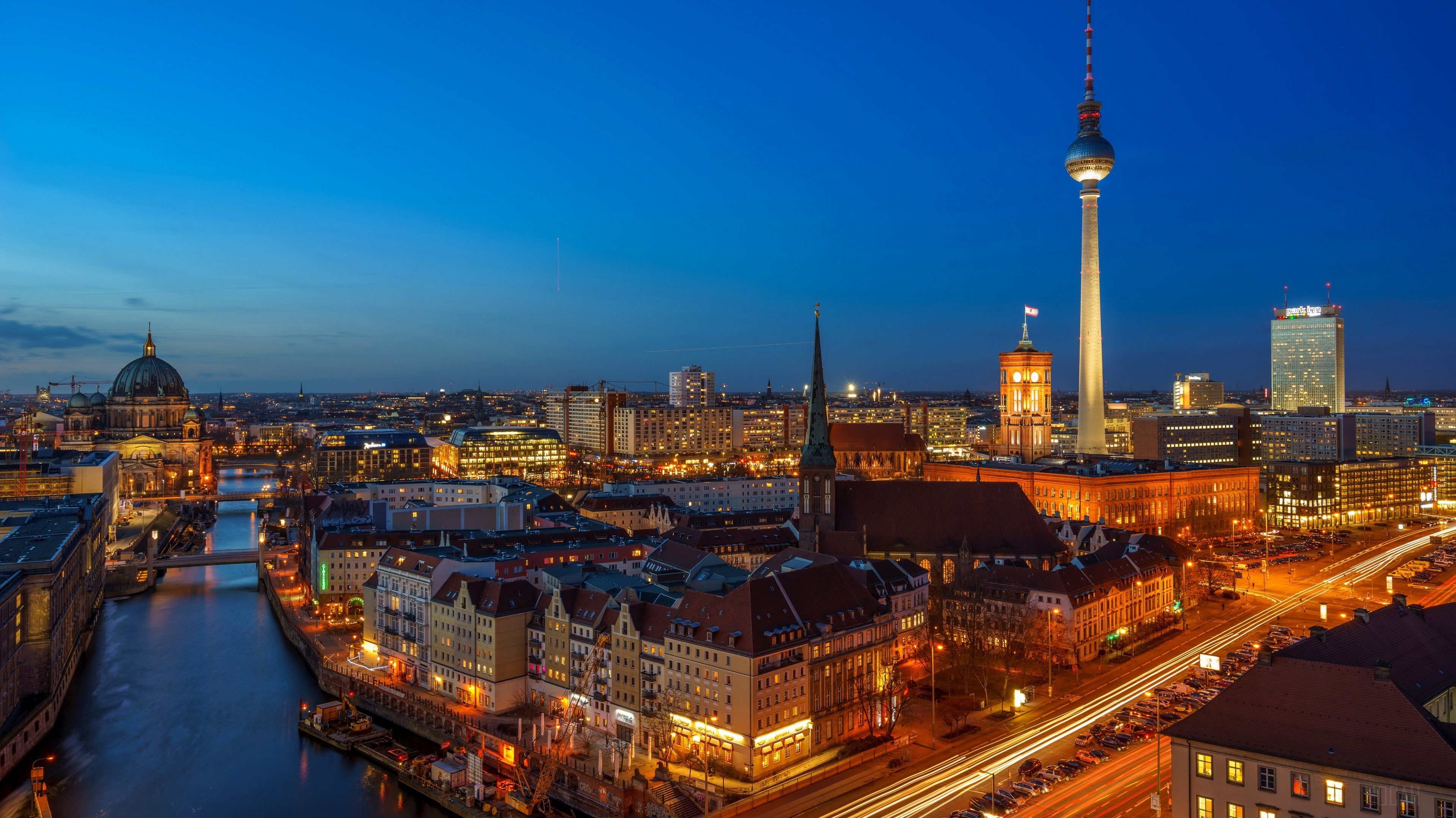 Berliner Fernsehturm, Berliner Dom, Spree, Berlin, Blaue Stunde, Skyline, 3840x2160, Desktop-Hintergrund