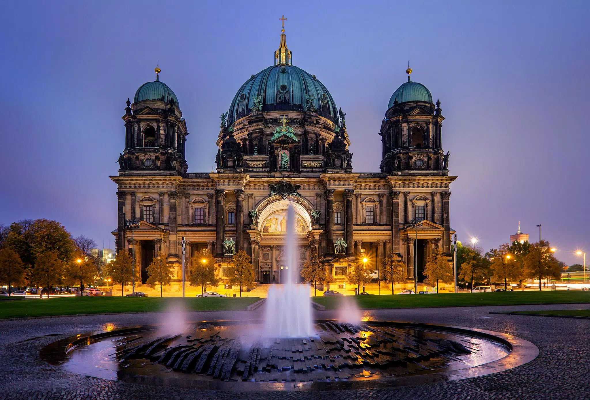 Berliner Dom, Lustgarten, Berlin, Springbrunnen, Dämmerung, Beleuchtung, Full HD, Laptop-Hintergrundbild