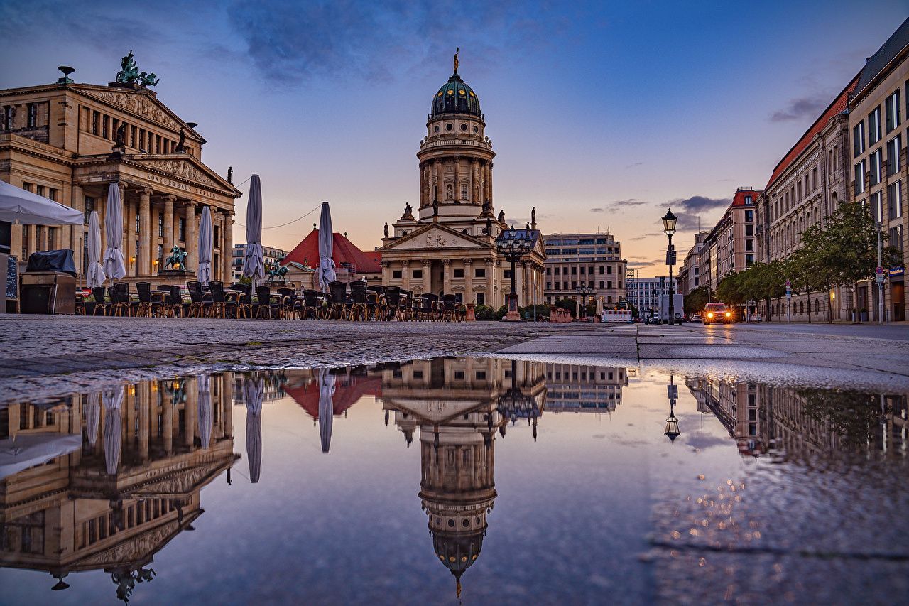 Gendarmenmarkt, Französischer Dom, Konzerthaus Berlin, Berlin, Spiegelung, Pfütze, HD Wallpaper