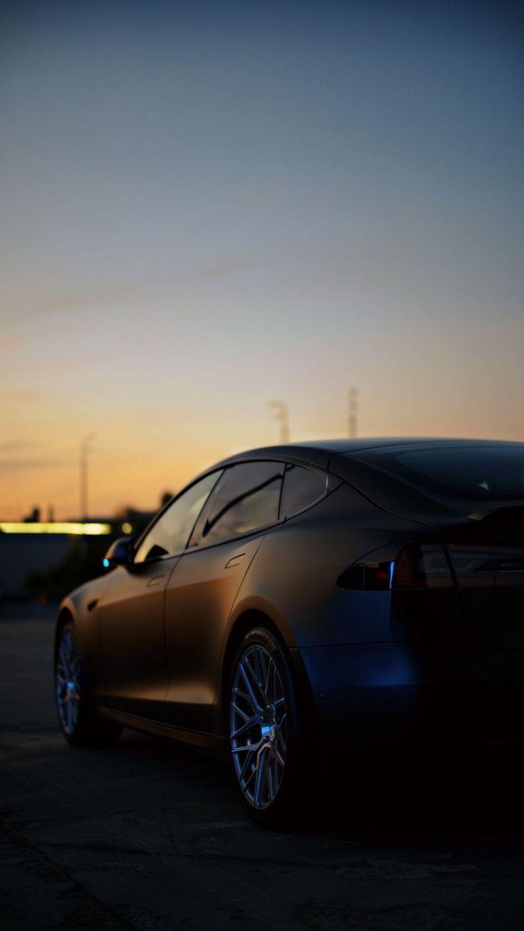Tesla Model 3, Tesla, Sonnenuntergang, Silhouette, Dunkel, Seitenansicht, HD, Handy-Hintergrundbild