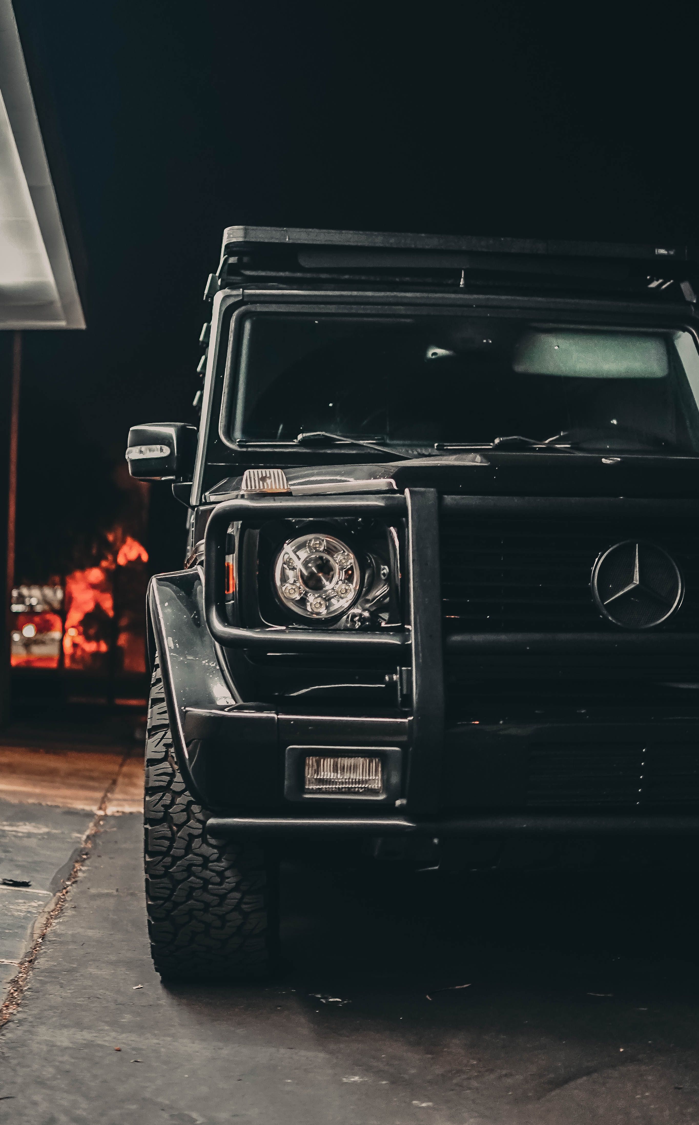 Mercedes G-Klasse, Schwarz, Nacht, Front, QHD+, Hintergrundbild fürs Handy