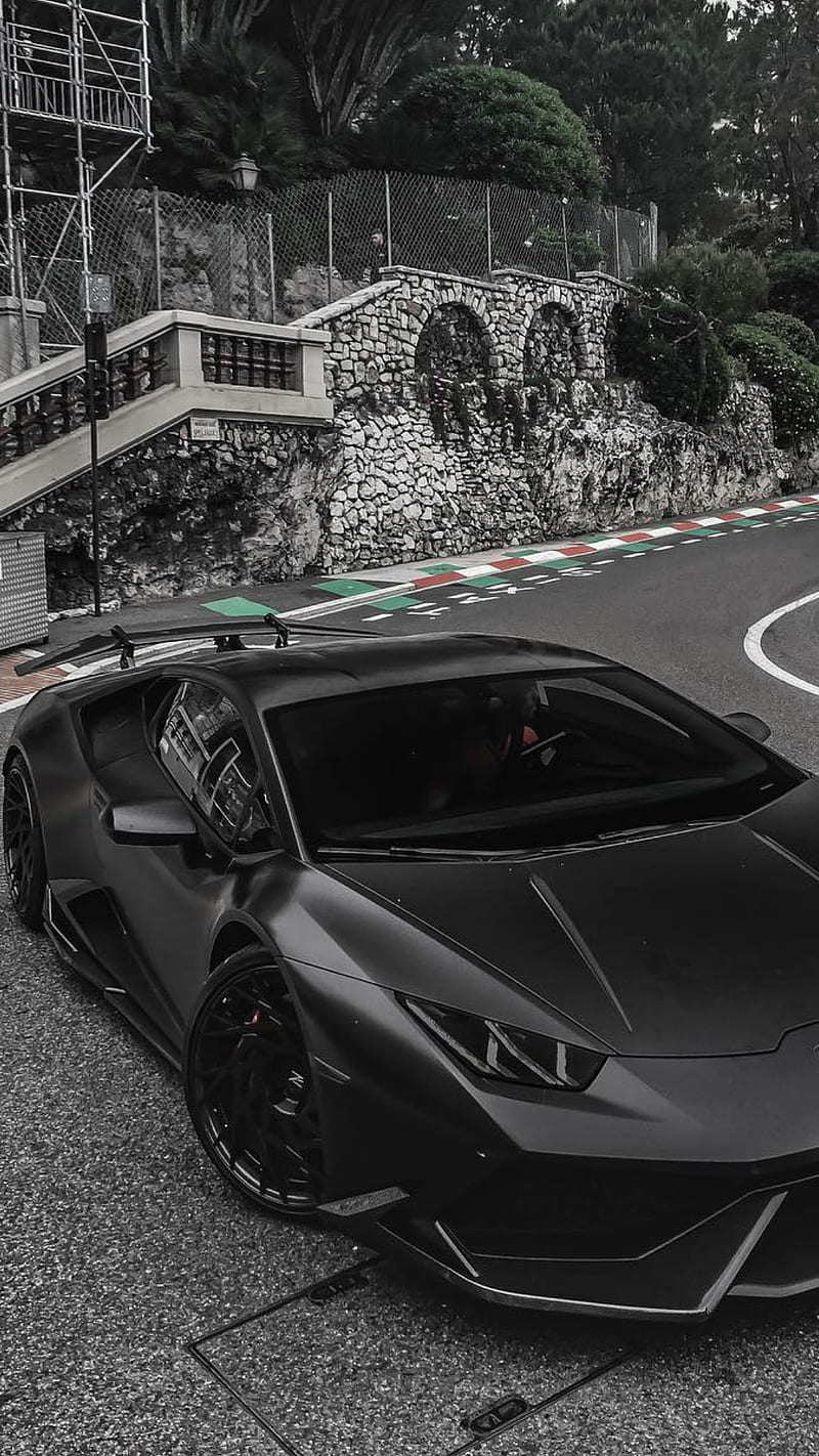 Lamborghini Huracán, Schwarzer Sportwagen, Schwarzweiß, Kurvige Straße, Hintergrundbild fürs Handy