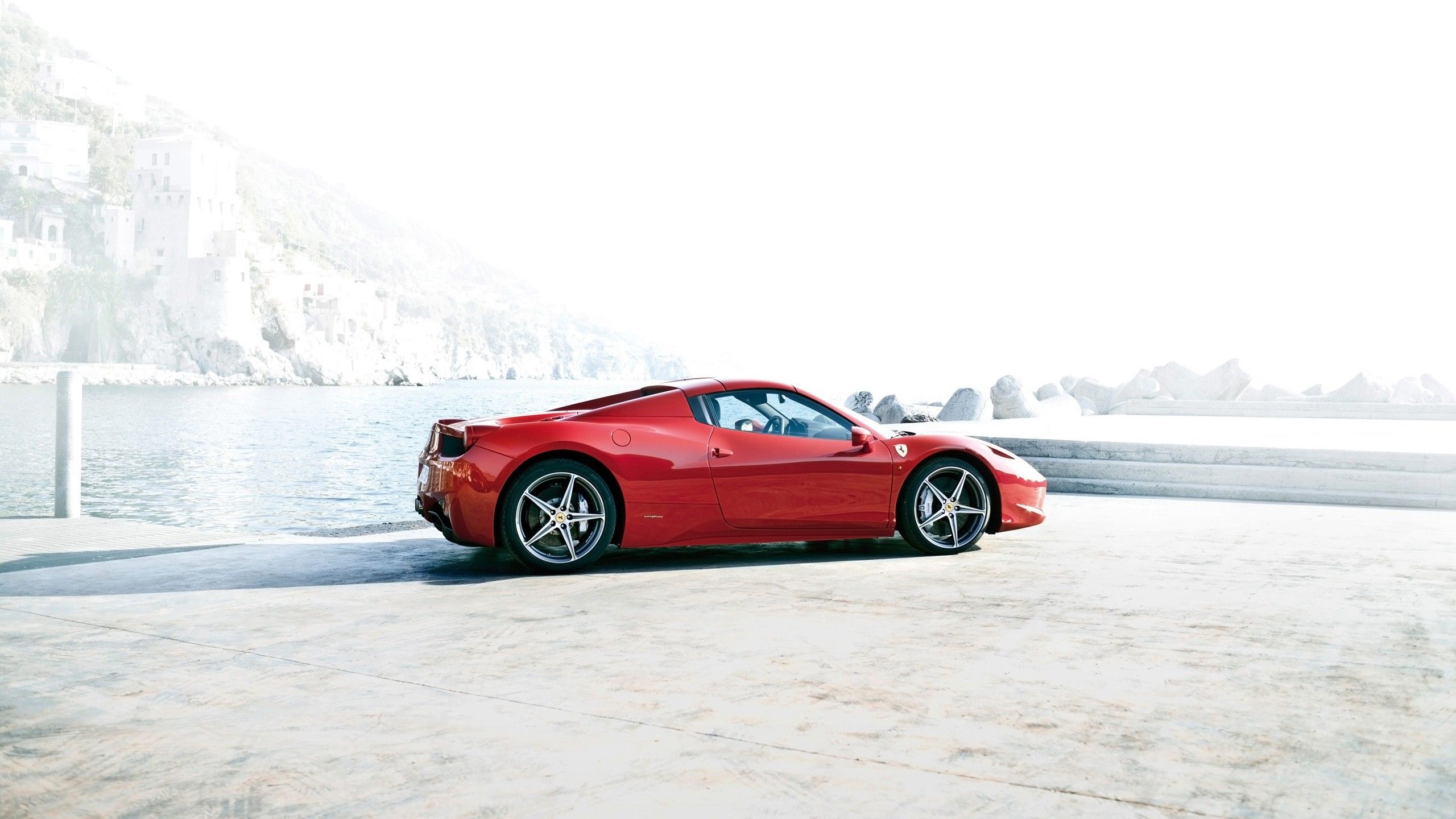 Ferrari 458 Spider, Cabrio, Küste, Helles Licht, 2K 1440p, Desktop-Hintergrundbild