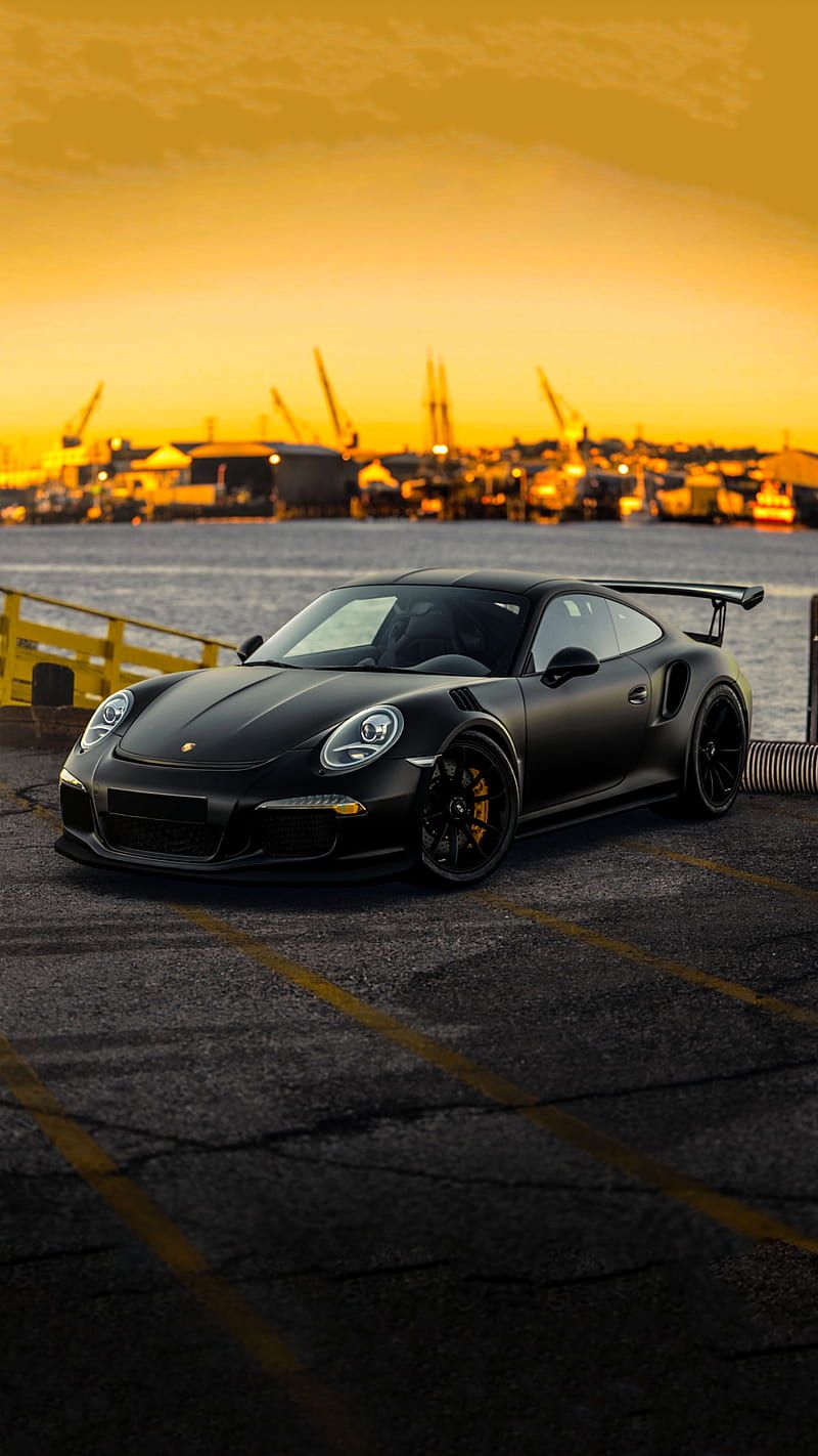 Porsche 911 Turbo, Porsche, Schwarzer Sportwagen, Gelber Himmel, Sonnenuntergang, Hafen, Smartphone-Hintergrund