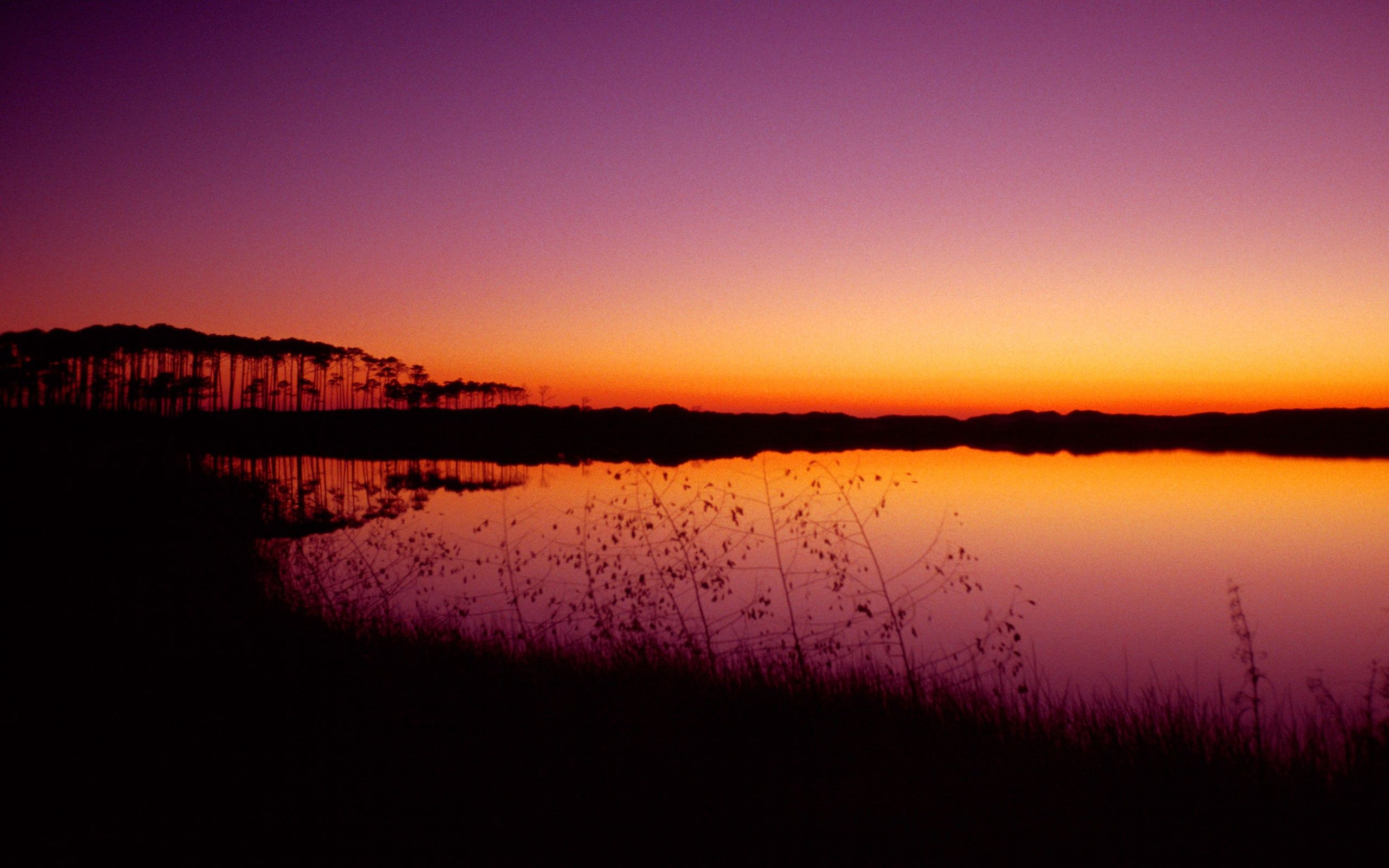 See, Sonnenuntergang, Silhouette, Spiegelung, Violett, 2K, Hintergrundbild für den PC