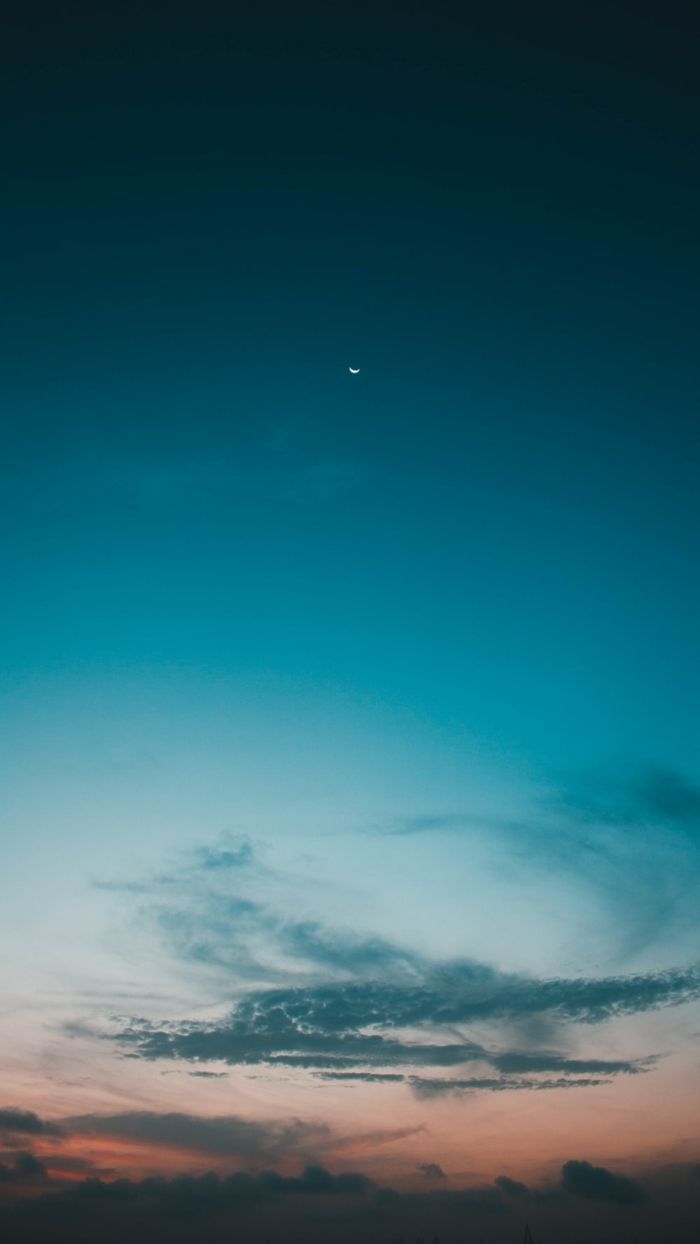 Abendhimmel, Türkis, Wolken, Dämmerung, Minimalistisch, Hochformat, Hintergrundbild fürs Smartphone