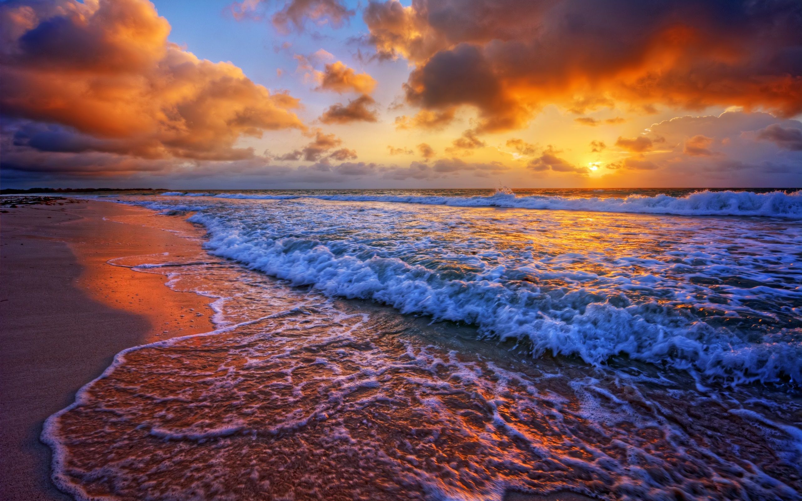 Strand, Wellen, Dramatischer Himmel, Wolken, HDR, 16:10, 2K-Hintergrundbild für den Desktop