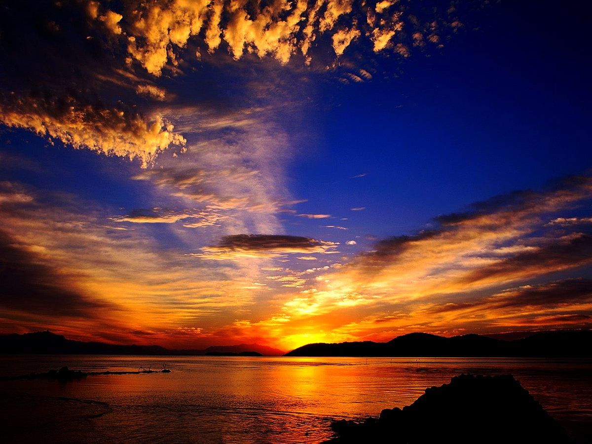 Wolken, Dramatischer Himmel, Blau, Orange, Küste, Hintergrundbild für iPad und Tablet