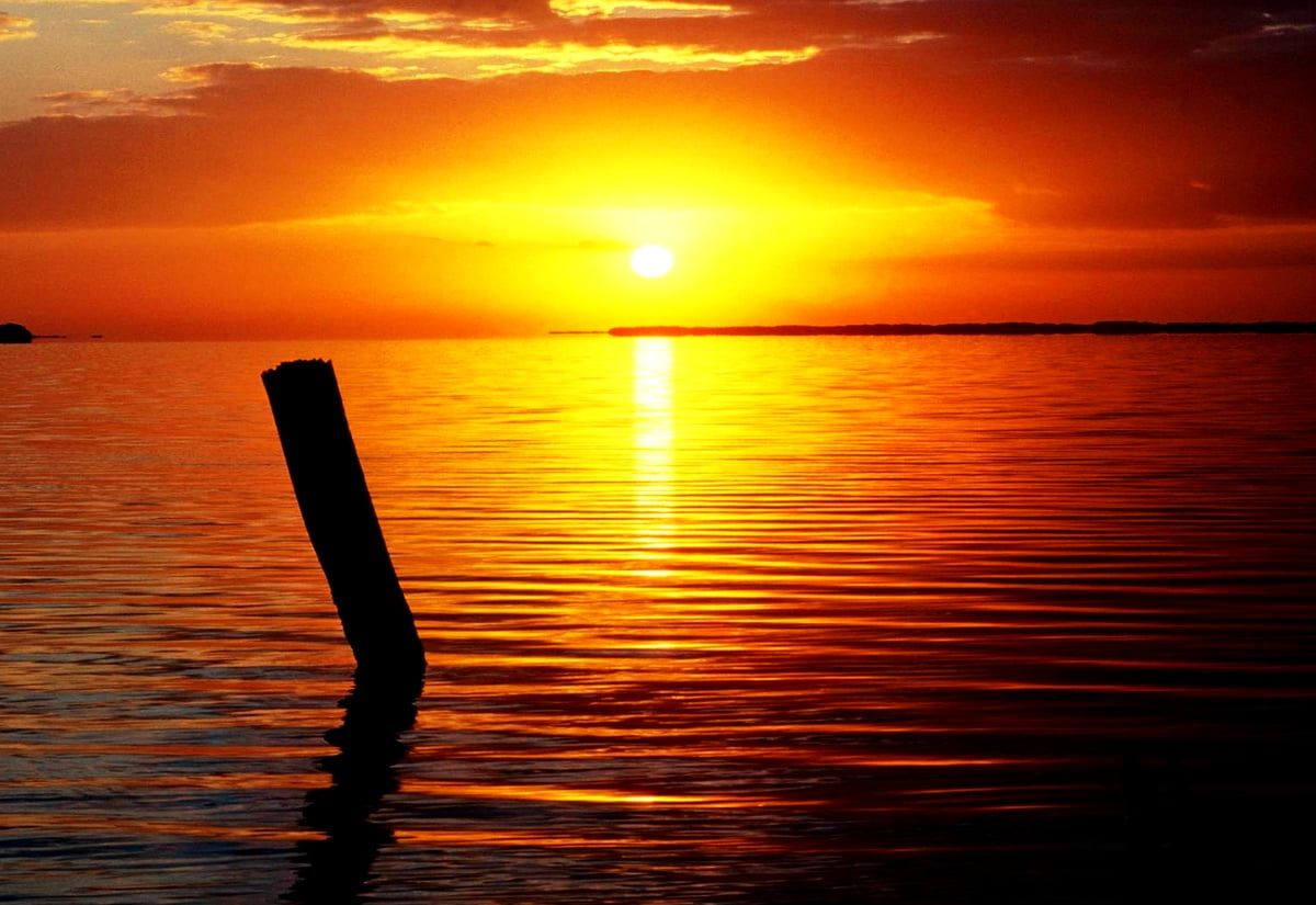 Meer, Holzpfahl, Spiegelung, Orange, Glühender Himmel, Hintergrundbild