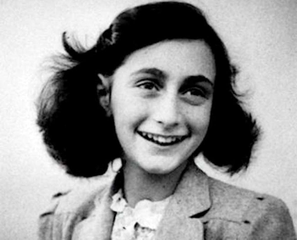 Anne Frank, Lächeln, Nahaufnahme, Porträt, Schwarz-Weiß, Hintergrund