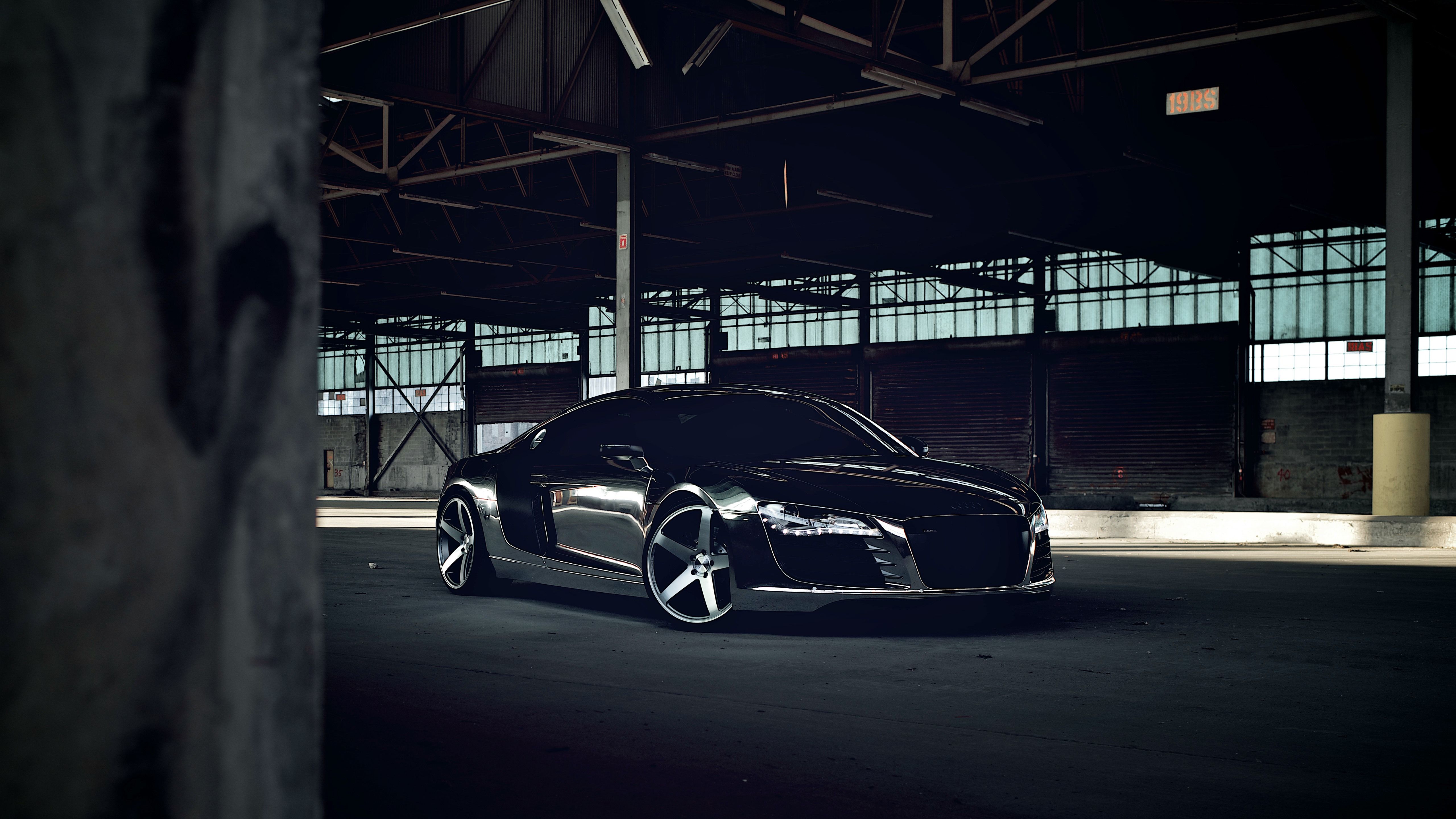Audi R8, Halle, Dunkel, Supersportwagen, Schwarz, 16:9, 5K-Hintergrundbild für den Desktop