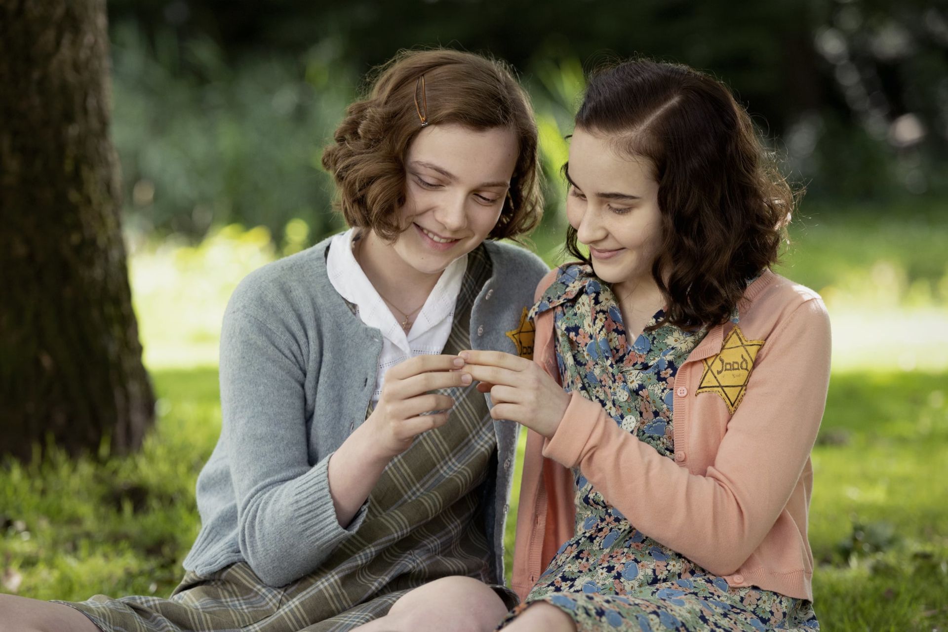 Meine beste Freundin Anne Frank, Anne Frank, Hannah Goslar, Judenstern, Freundinnen, Garten, Full-HD-Hintergrund