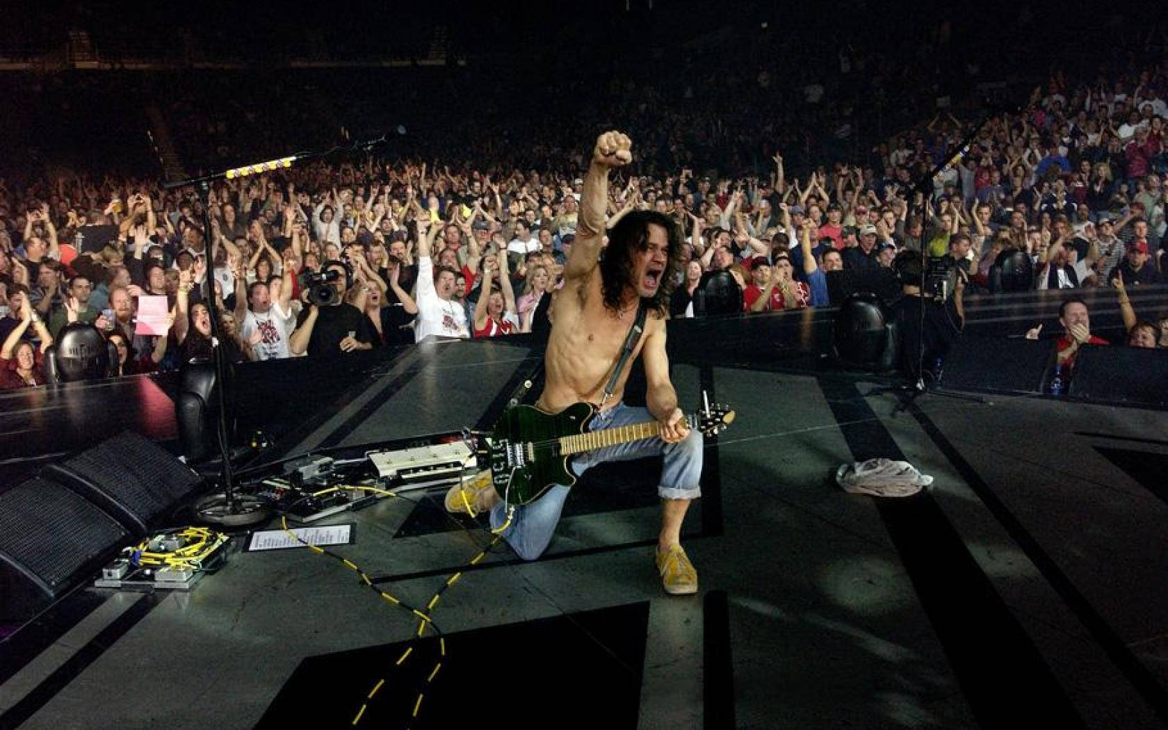 Eddie Van Halen, Publikum, Arena, Konzert, Bühne, 16:10, HD-Hintergrundbild für den Desktop