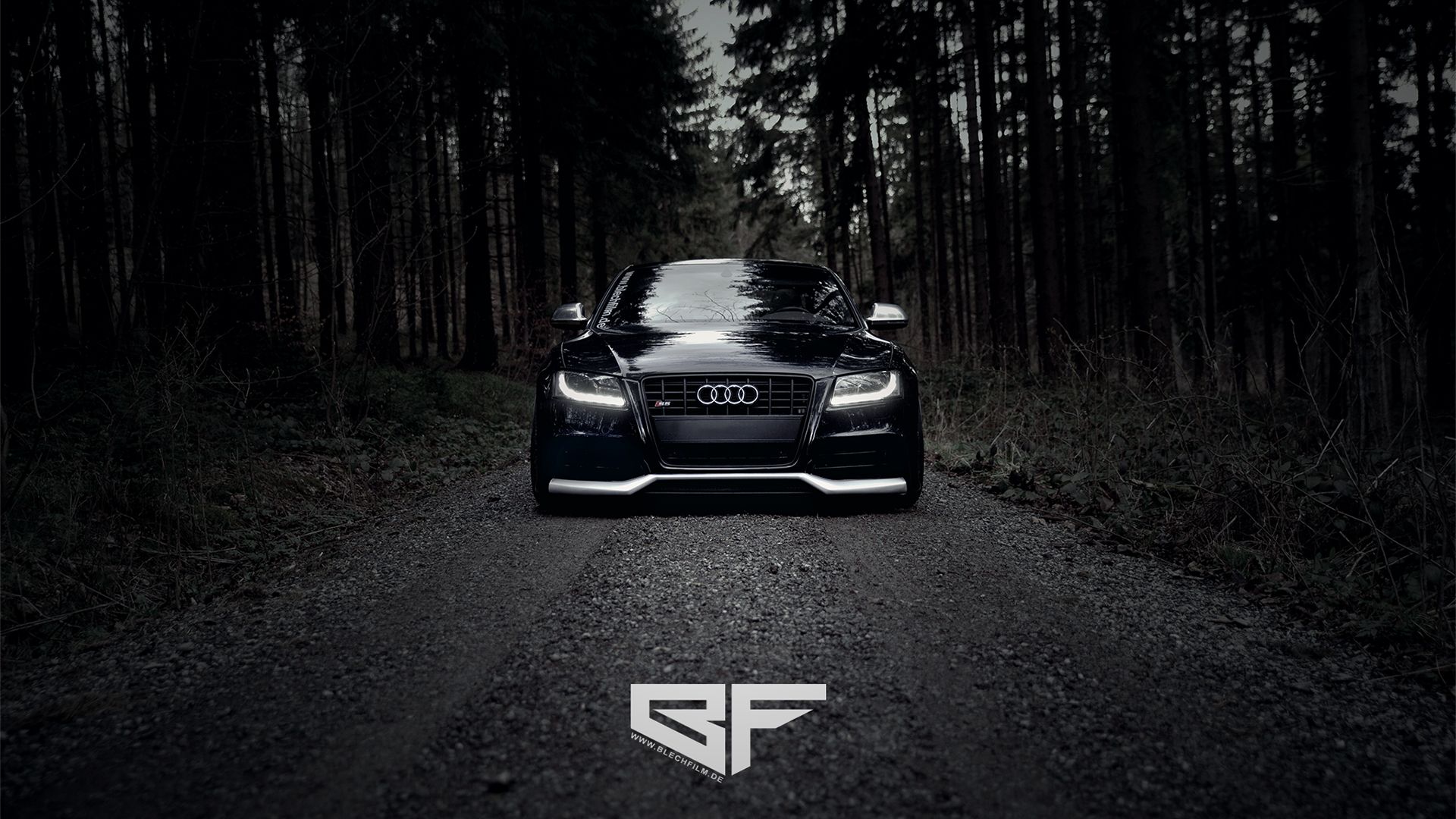 Audi A4, Wald, Nacht, Schwarz, Waldweg, Full HD, Desktop-Hintergrund für Windows