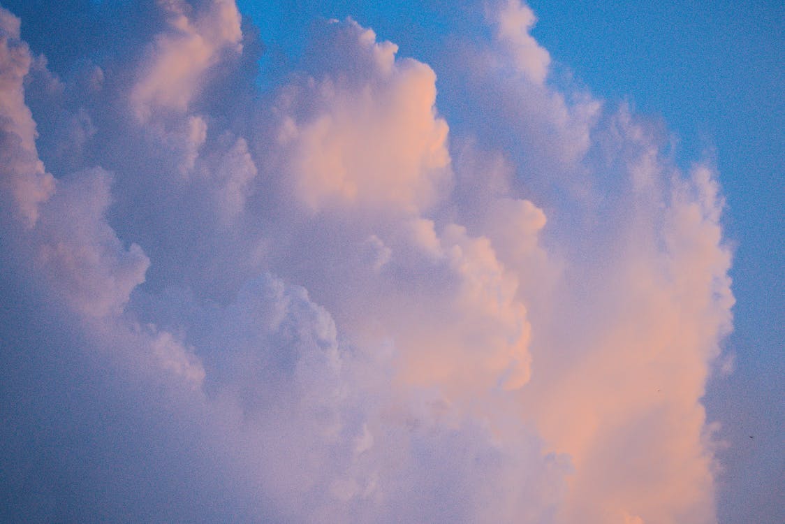 Quellwolken, Pastellwolken, Blauer Himmel, Weiches Licht, Hintergrundbild