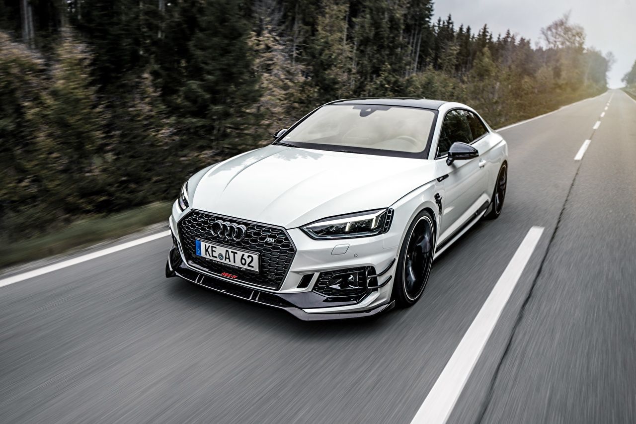 Audi RS5 Coupé, Weiß, Landstraße, Wald, Fahraufnahme, HD, Hintergrundbild für den PC
