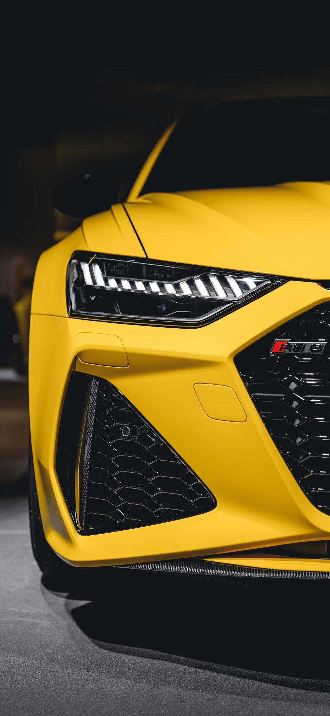 Audi RS6, Gelb, LED-Scheinwerfer, Detailaufnahme, Dunkel, Full HD, iPhone-Hintergrundbild