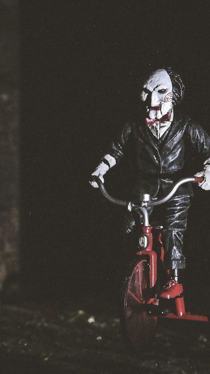 Billy, Saw, Jigsaw-Puppe, Dreirad, Dunkel, HD, Hintergrundbild fürs Handy