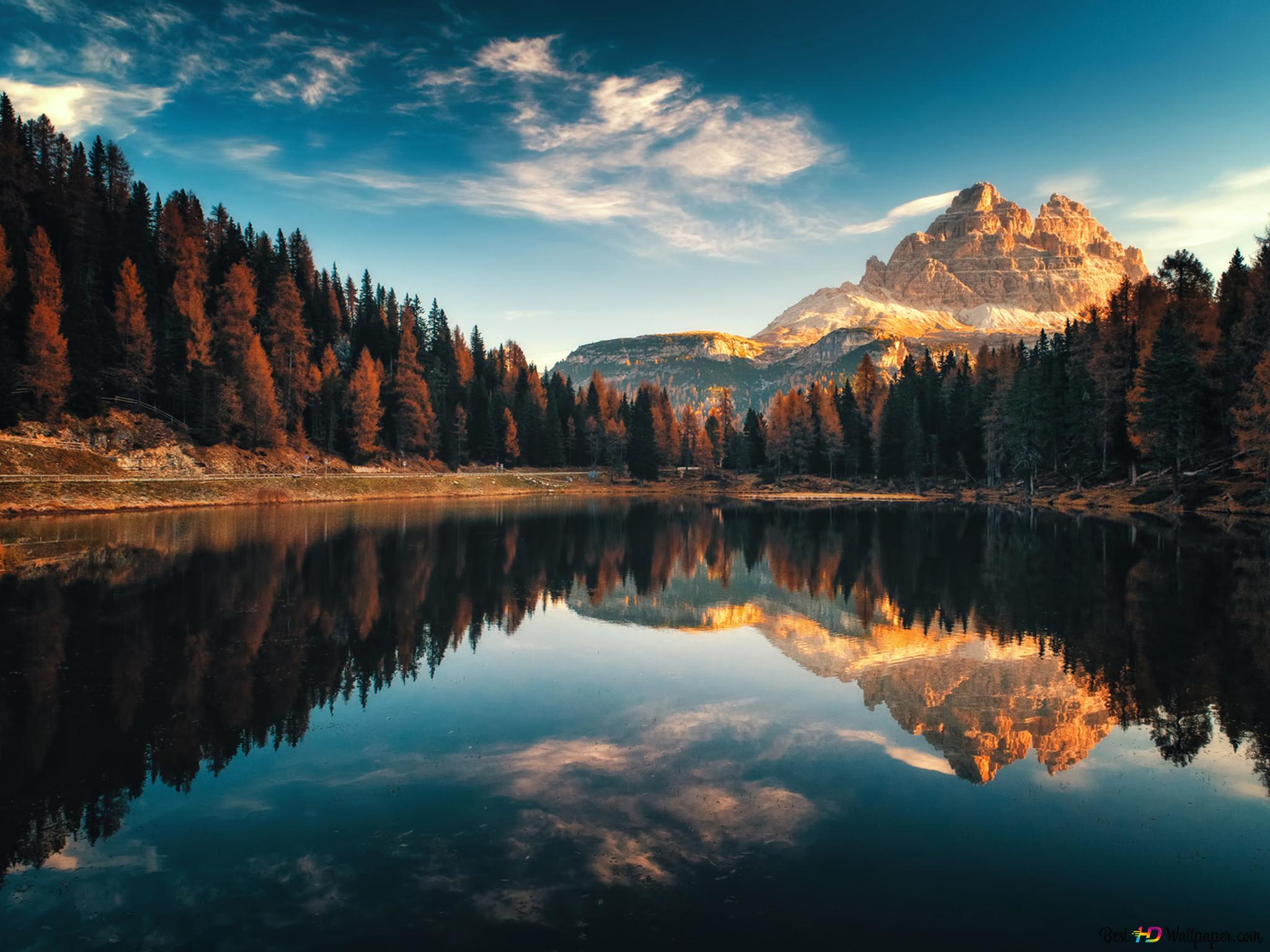 Bergsee, Spiegelung, Berge, Wald, Wolken, Full HD, iPad-Hintergrundbild