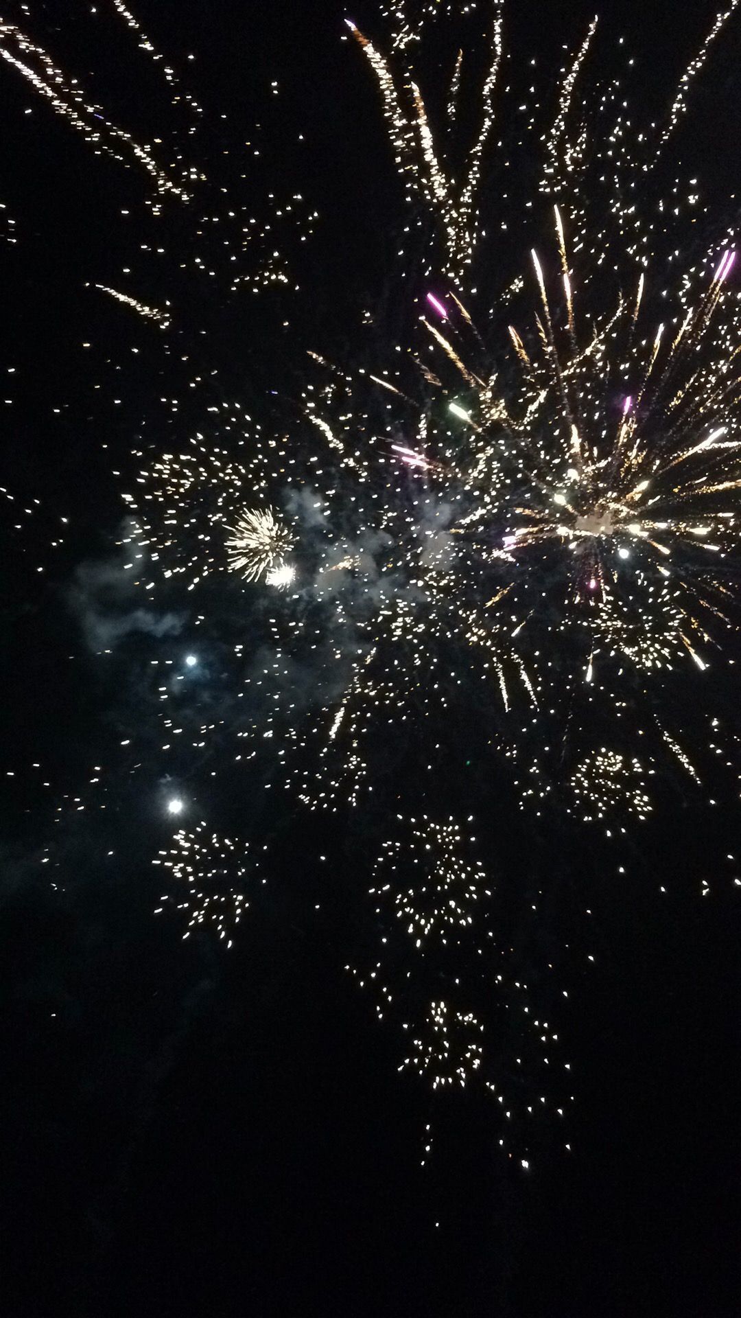Feuerwerk, Silvester, Nachthimmel, Weiß, Full HD, Hintergrundbild fürs Handy