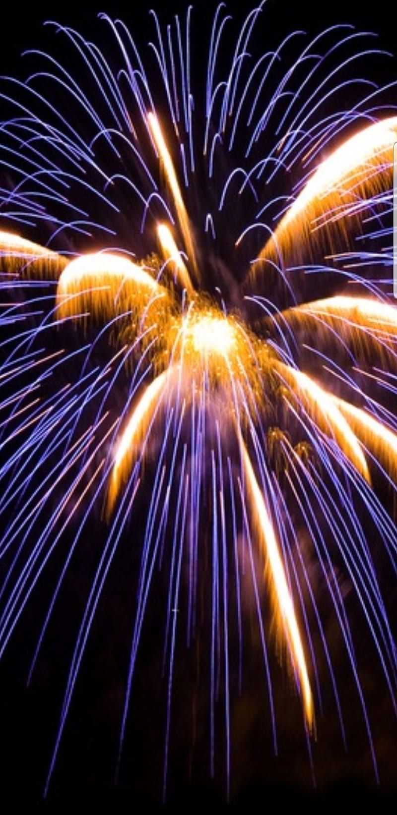 Feuerwerk, Blau, Orange, Nachthimmel, Hochformat, Hintergrundbild fürs Smartphone