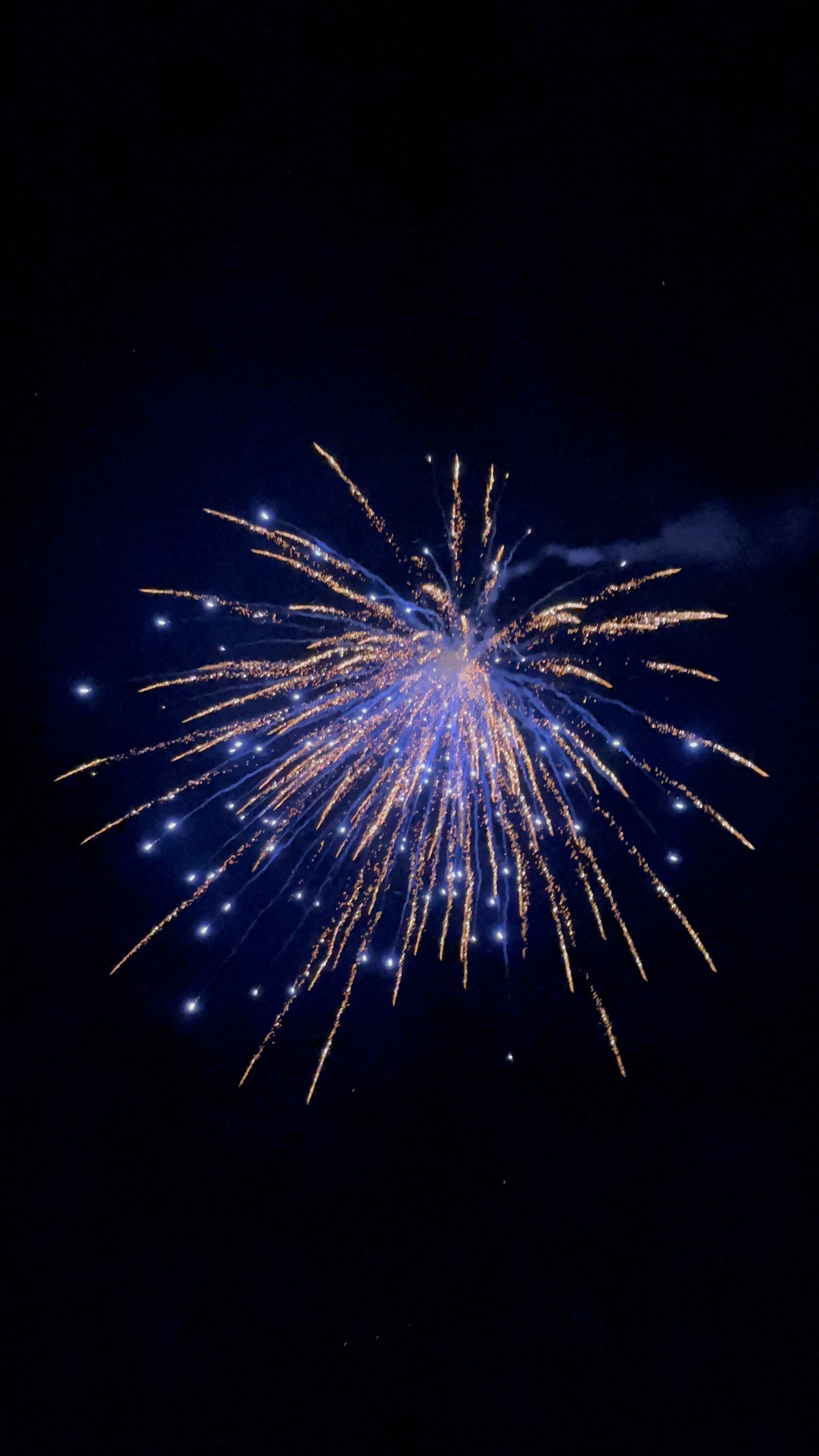 Feuerwerk, Blau, Minimalistisch, Dunkelblau, QHD+, Hintergrundbild fürs Handy