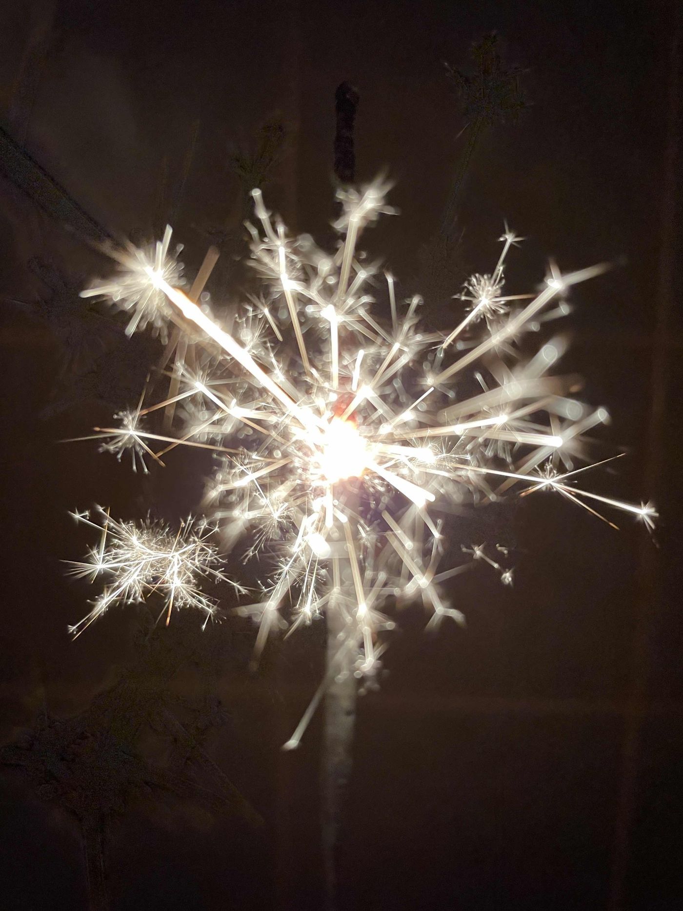 Wunderkerze, Funken, Weiß, Dunkel, Full HD, Hintergrundbild fürs Tablet