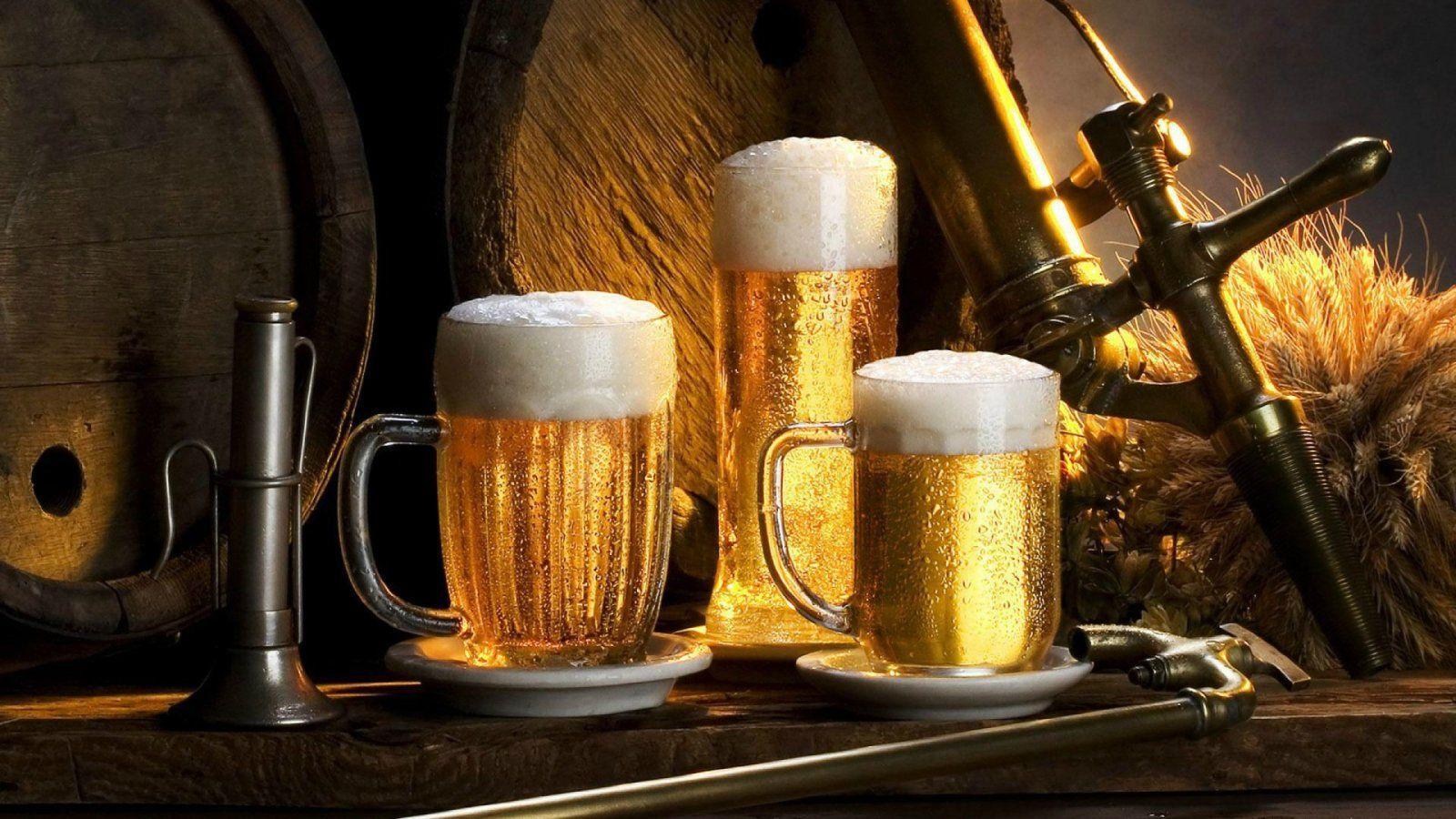 Bier, Bierkrüge, Zapfhahn, Holzfass, Stillleben, Oktoberfest, HD, Windows-Hintergrundbild