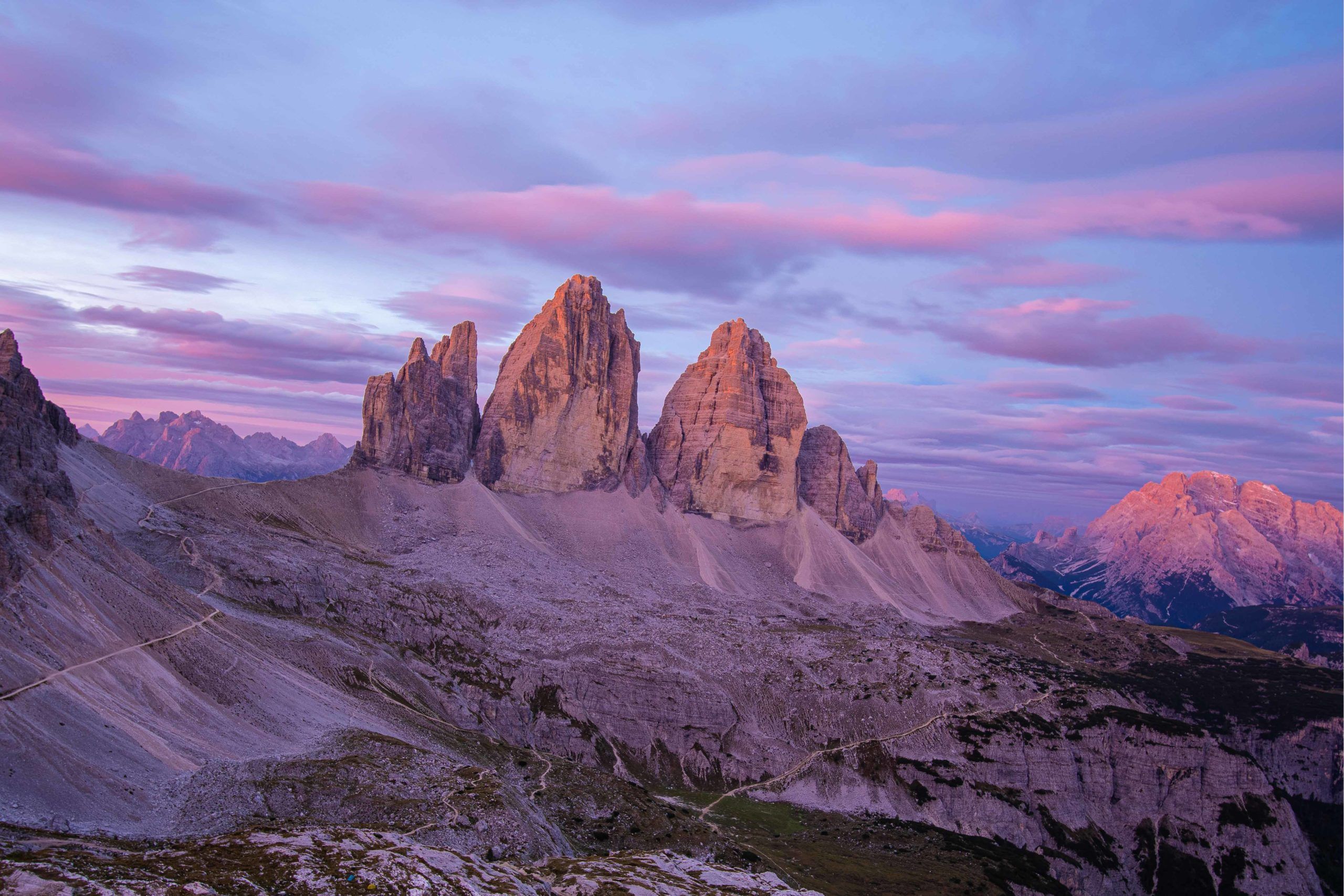 Drei Zinnen, Tre Cime di Lavaredo, Dolomiten, Dämmerung, 2K-Hintergrundbild für PC