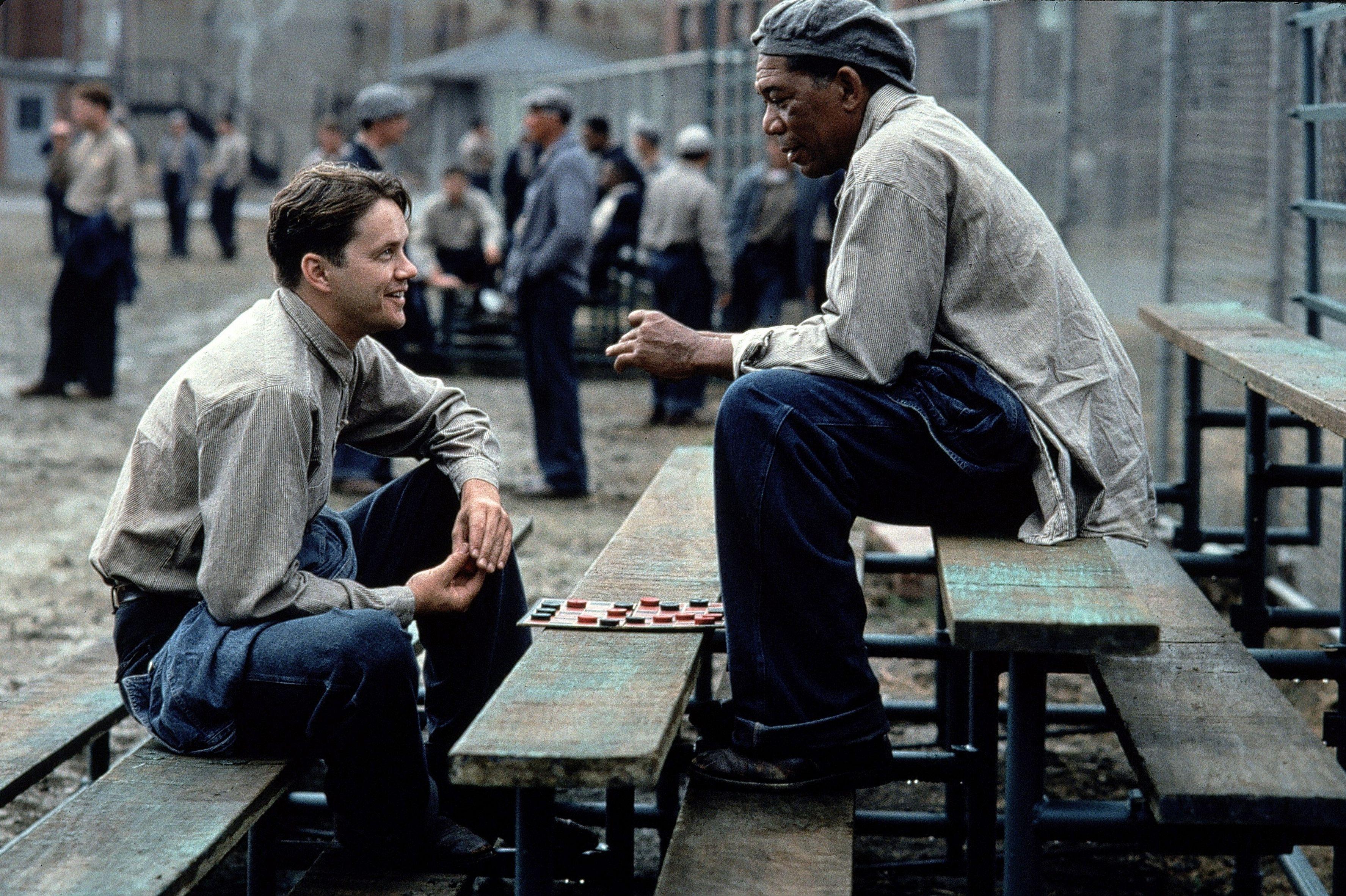 Andy Dufresne, Red, Die Verurteilten, Gefängnishof, Häftlinge, Schach, 2K, Laptop-Hintergrundbild