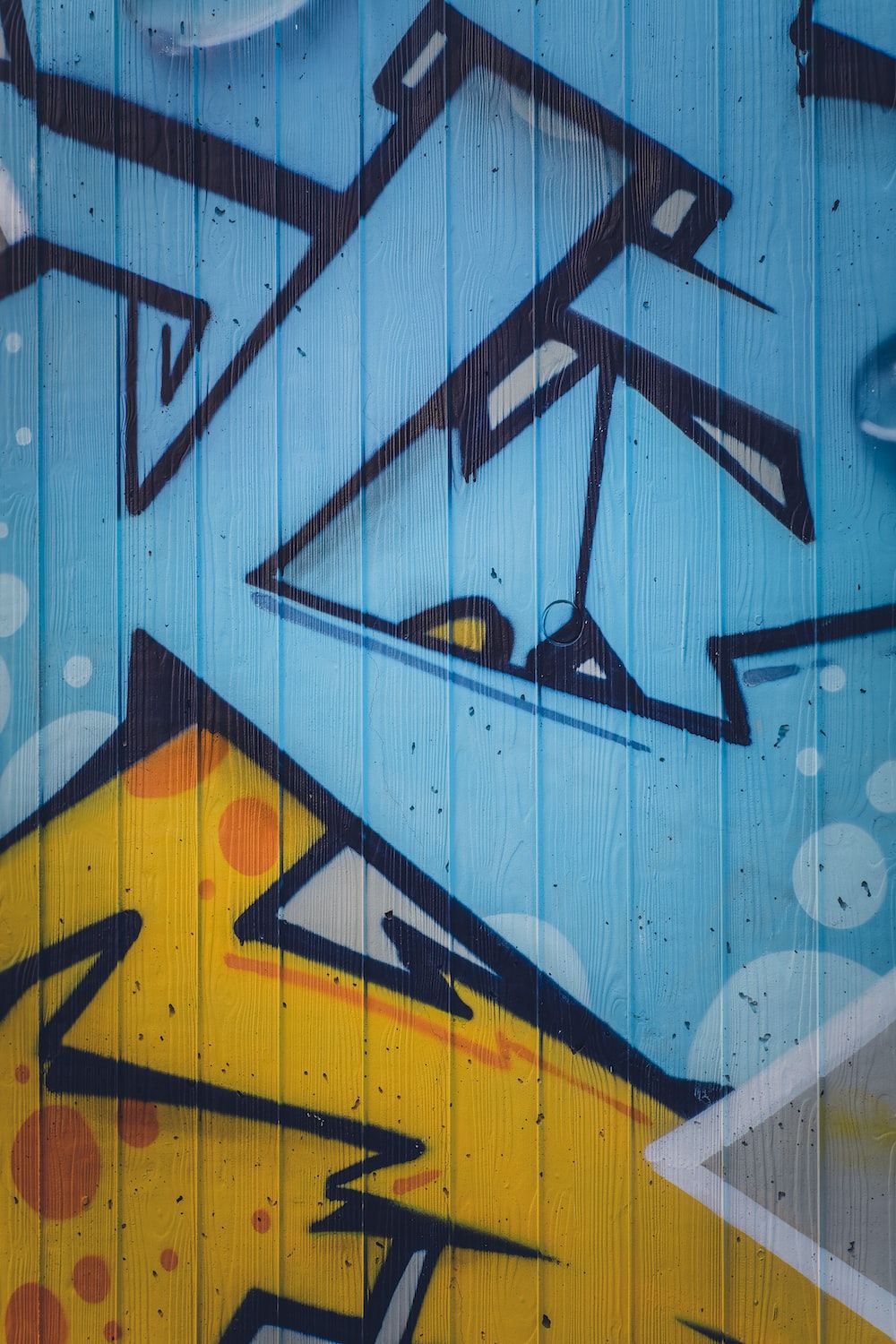 Wildstyle, Blau, Gelb, Pfeile, Wandmalerei, Hochformat, Hintergrundbild fürs Smartphone