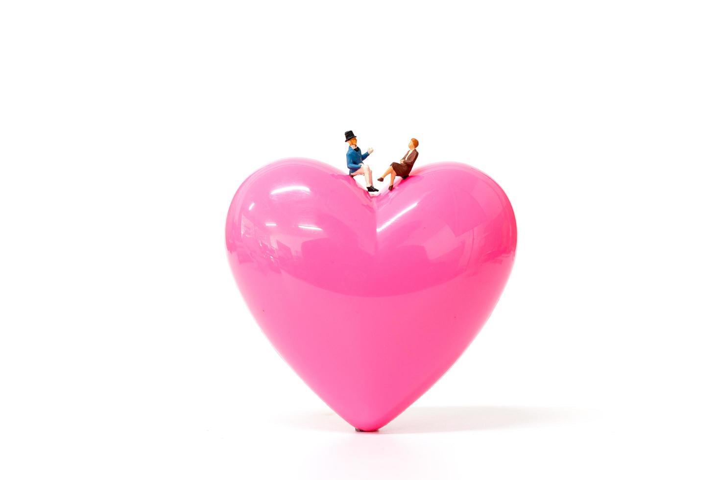 Rosa Herz, Miniaturfiguren, Paar, Minimalistisch, Weißer Hintergrund, HD Wallpaper
