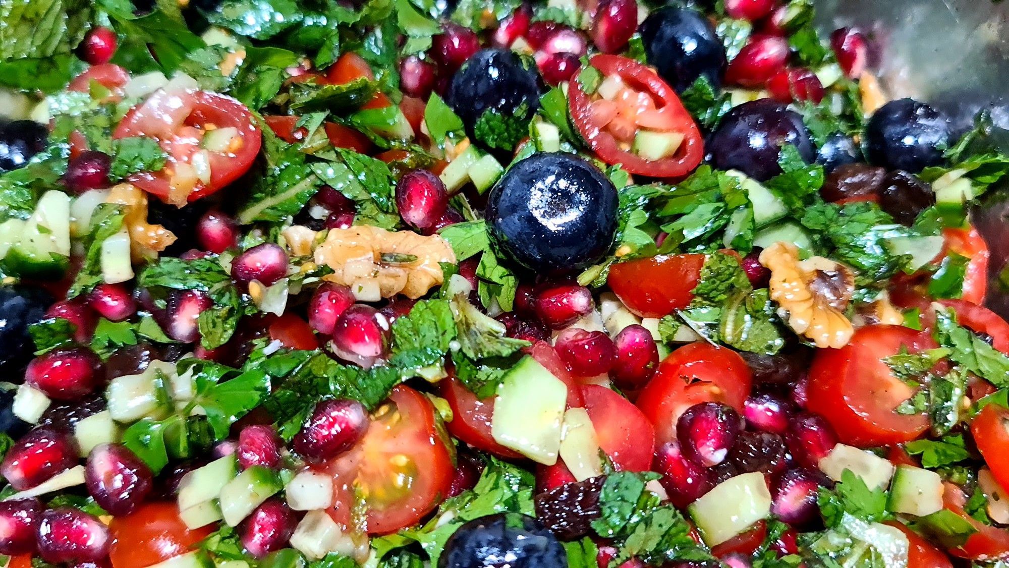Granatapfel, Tomaten, Petersilie, Blaubeeren, Nahaufnahme, Full HD, PC-Hintergrundbild