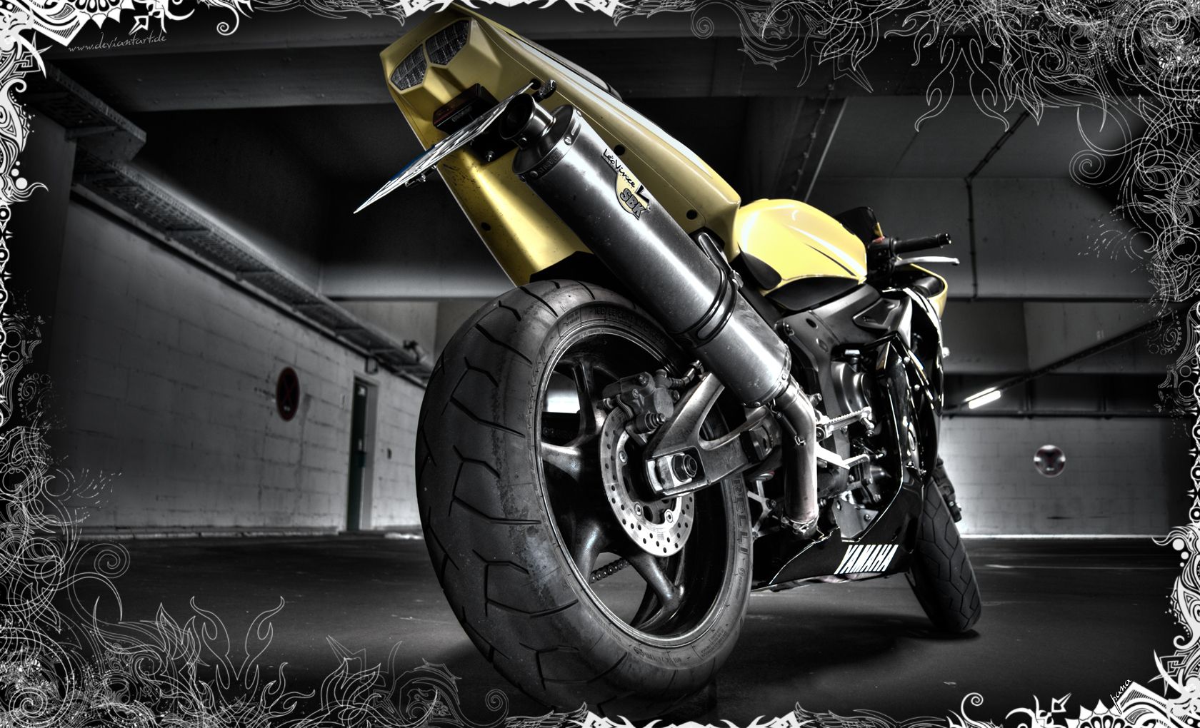 Motorrad, Sportmotorrad, Schwarz-Weiß, Garage, Gold, HD, Hintergrundbild für den PC