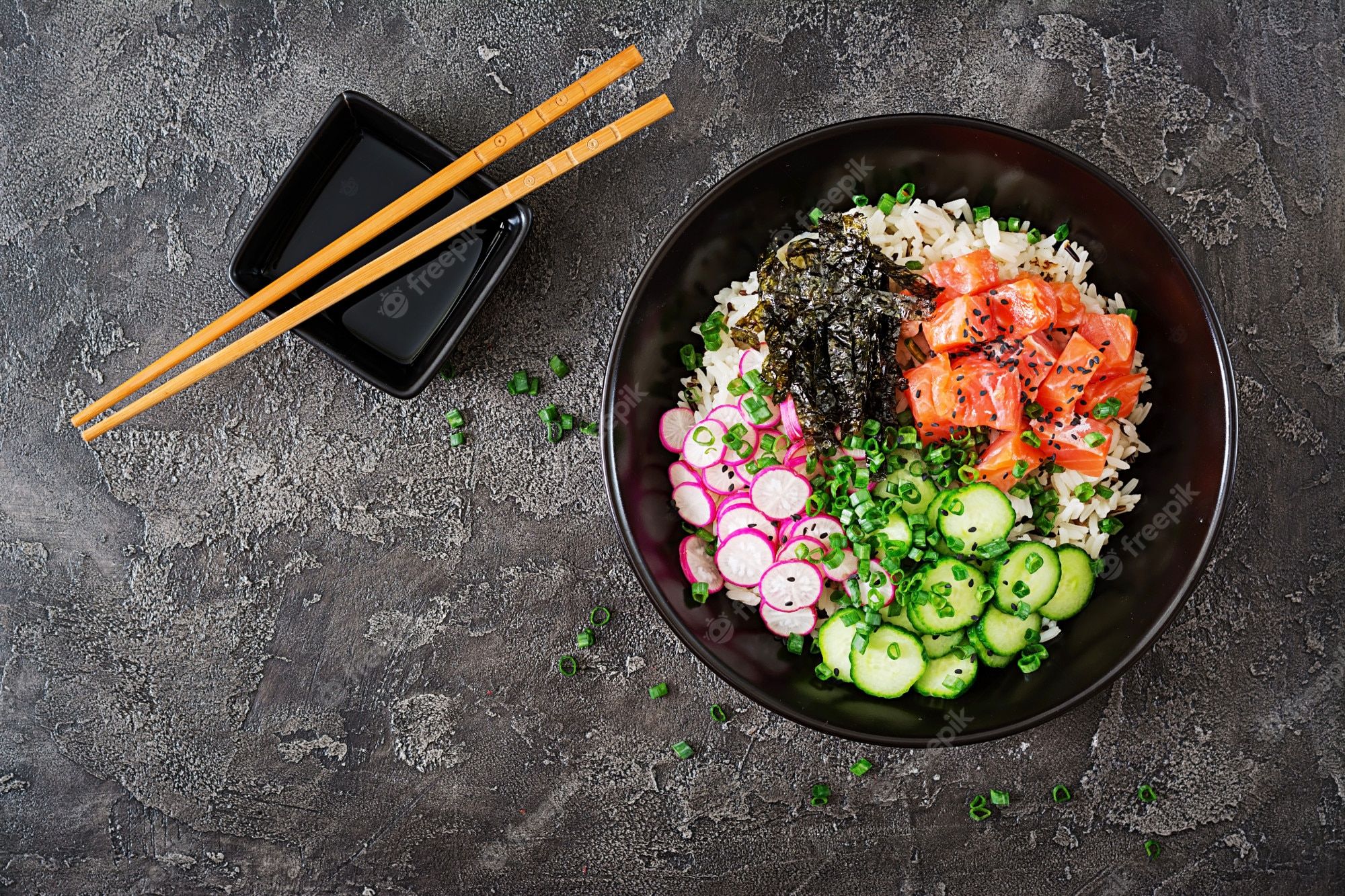 Poke Bowl, Lachs, Radieschen, Stäbchen, Gurke, Full HD, Desktop-Hintergrund für Windows